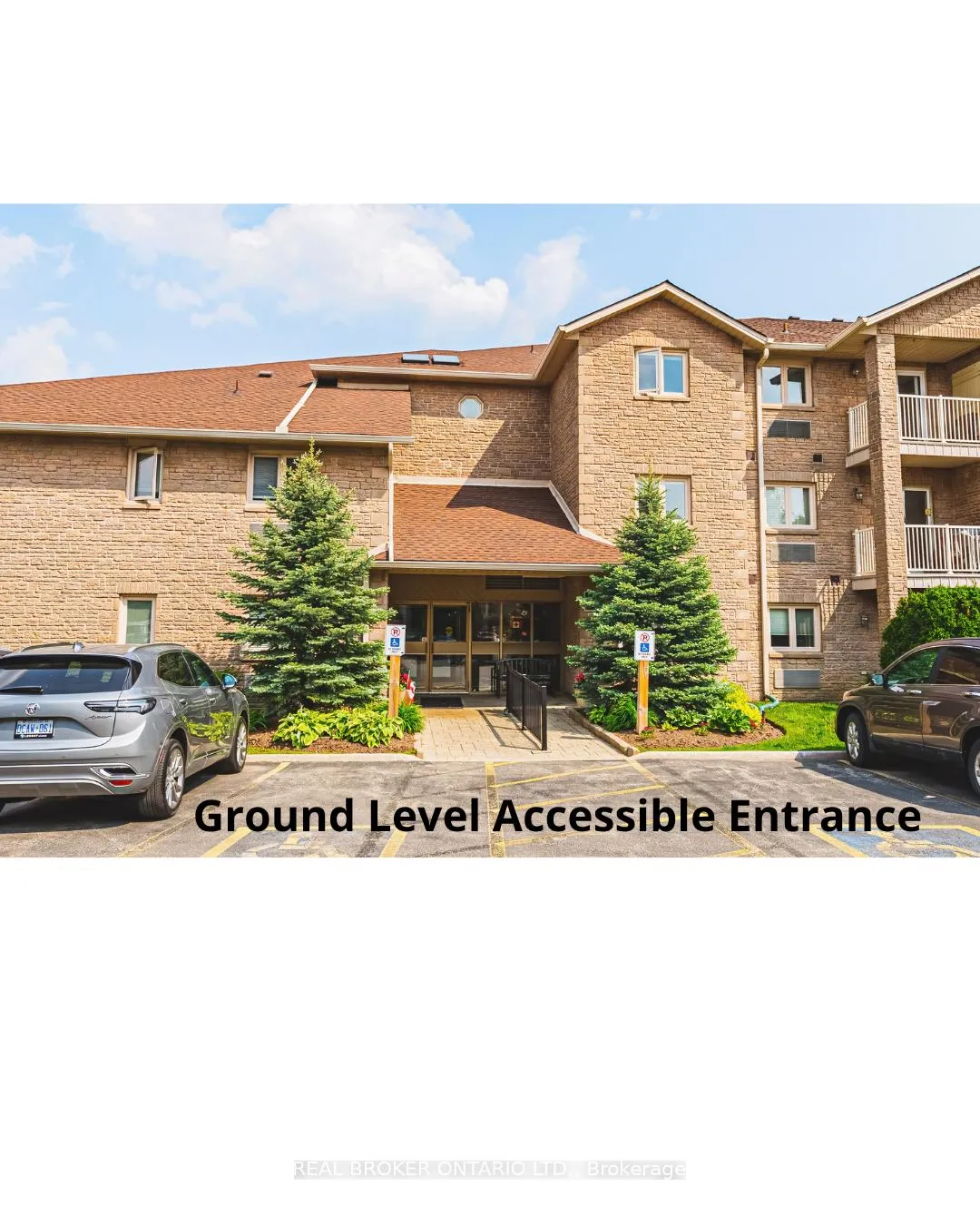 Photo 2 of Unit 30, 3050 Pinemeadow Drive, Burlington, Headon — HOMEH