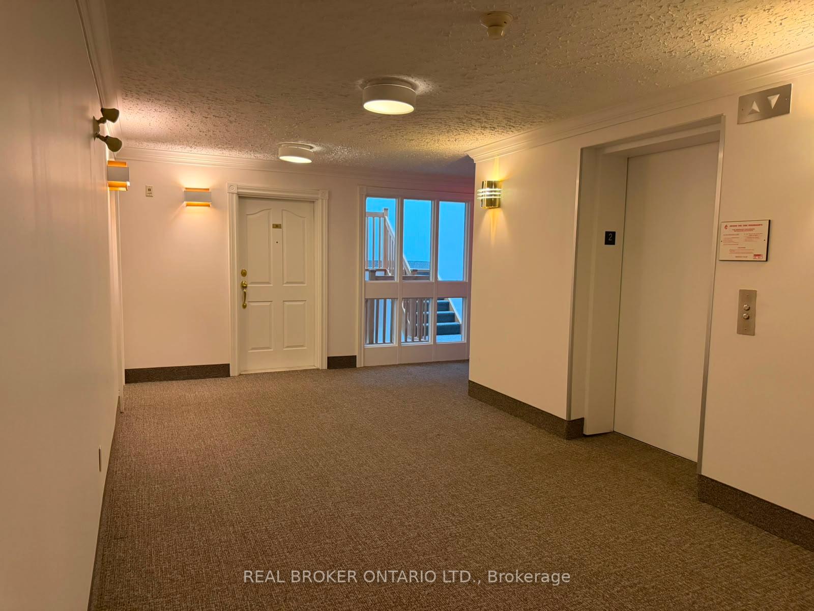 Photo 33 of Unit 30, 3050 Pinemeadow Drive, Burlington, Headon — HOMEH