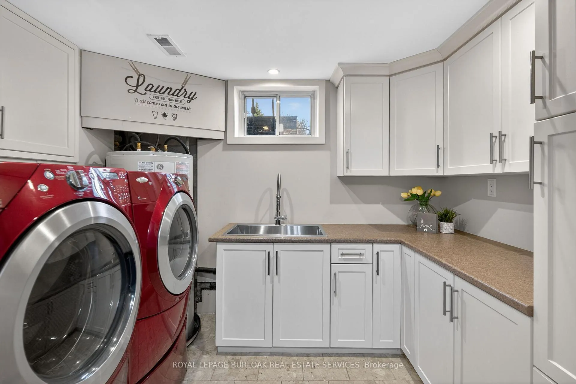 Photo 29 of 27 Shortland Crescent, Etobicoke, Willowridge-Martingrove-Richview — HOMEH