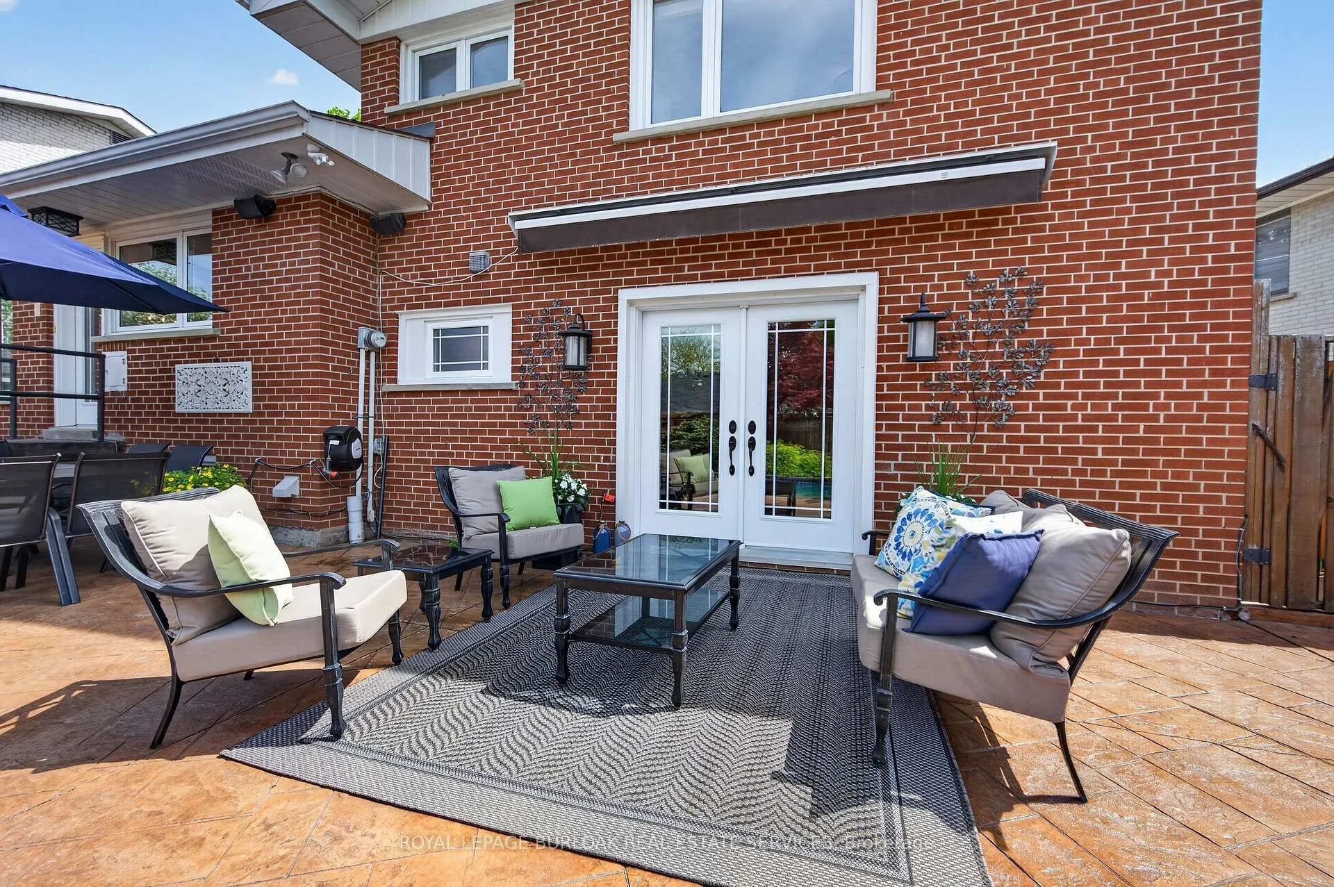 Photo 33 of 27 Shortland Crescent, Etobicoke, Willowridge-Martingrove-Richview — HOMEH