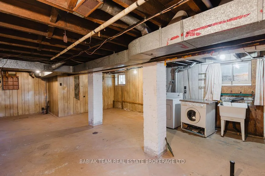 Photo 26 of 32 Radford Avenue, Toronto, High Park-Swansea — HOMEH