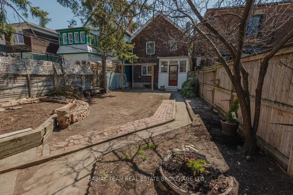 Photo 36 of 32 Radford Avenue, Toronto, High Park-Swansea — HOMEH