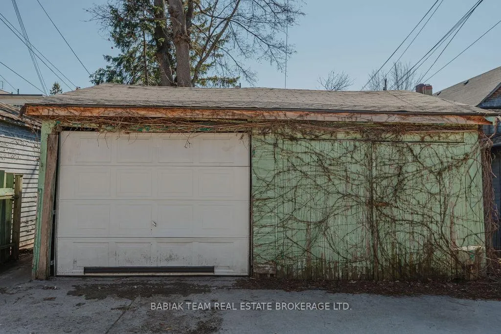 Photo 38 of 32 Radford Avenue, Toronto, High Park-Swansea — HOMEH