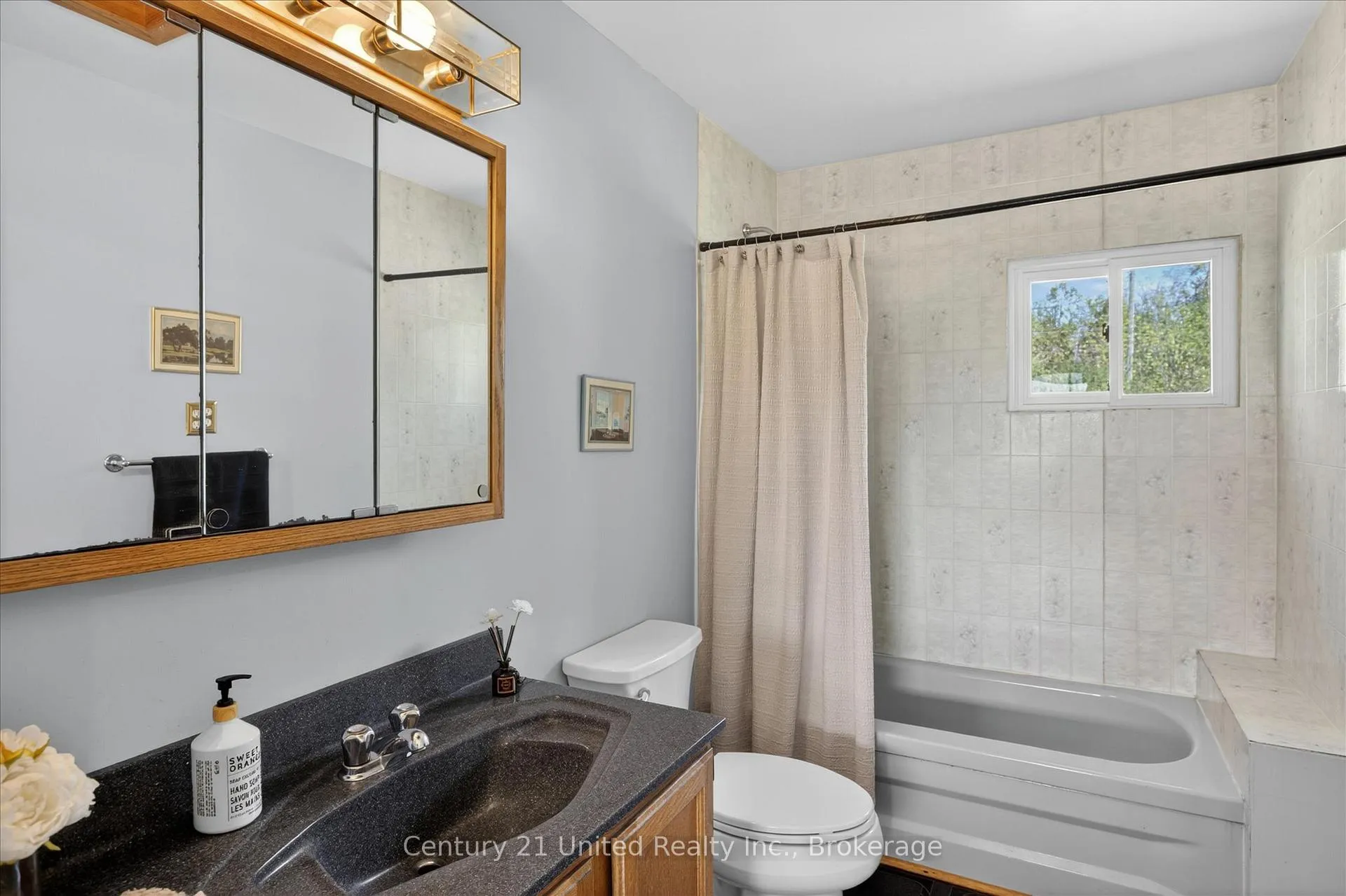 Photo 23 of 113 Peninsula Drive, Trent Lakes — HOMEH