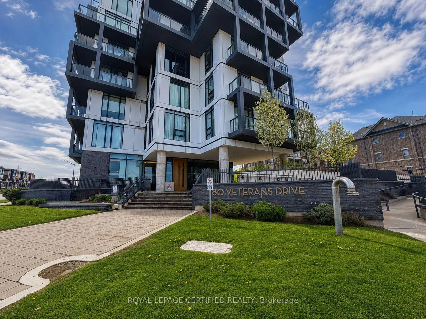 Photo 3 of Unit 307, 180 Veterans Drive, Brampton, Northwest Brampton — HOMEH