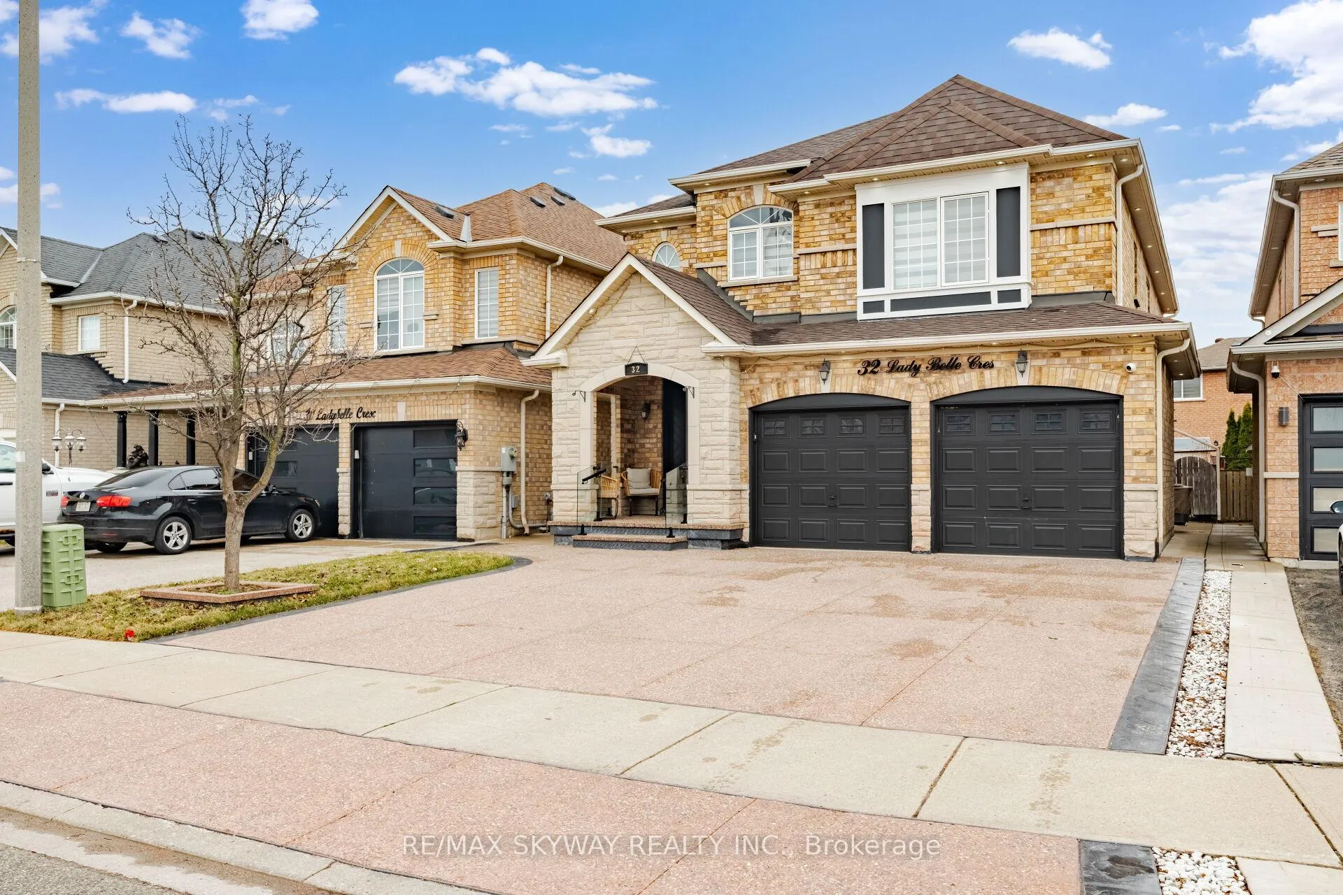 Photo 3 of 32 Lady Belle Crescent, Brampton, Sandringham-Wellington — HOMEH