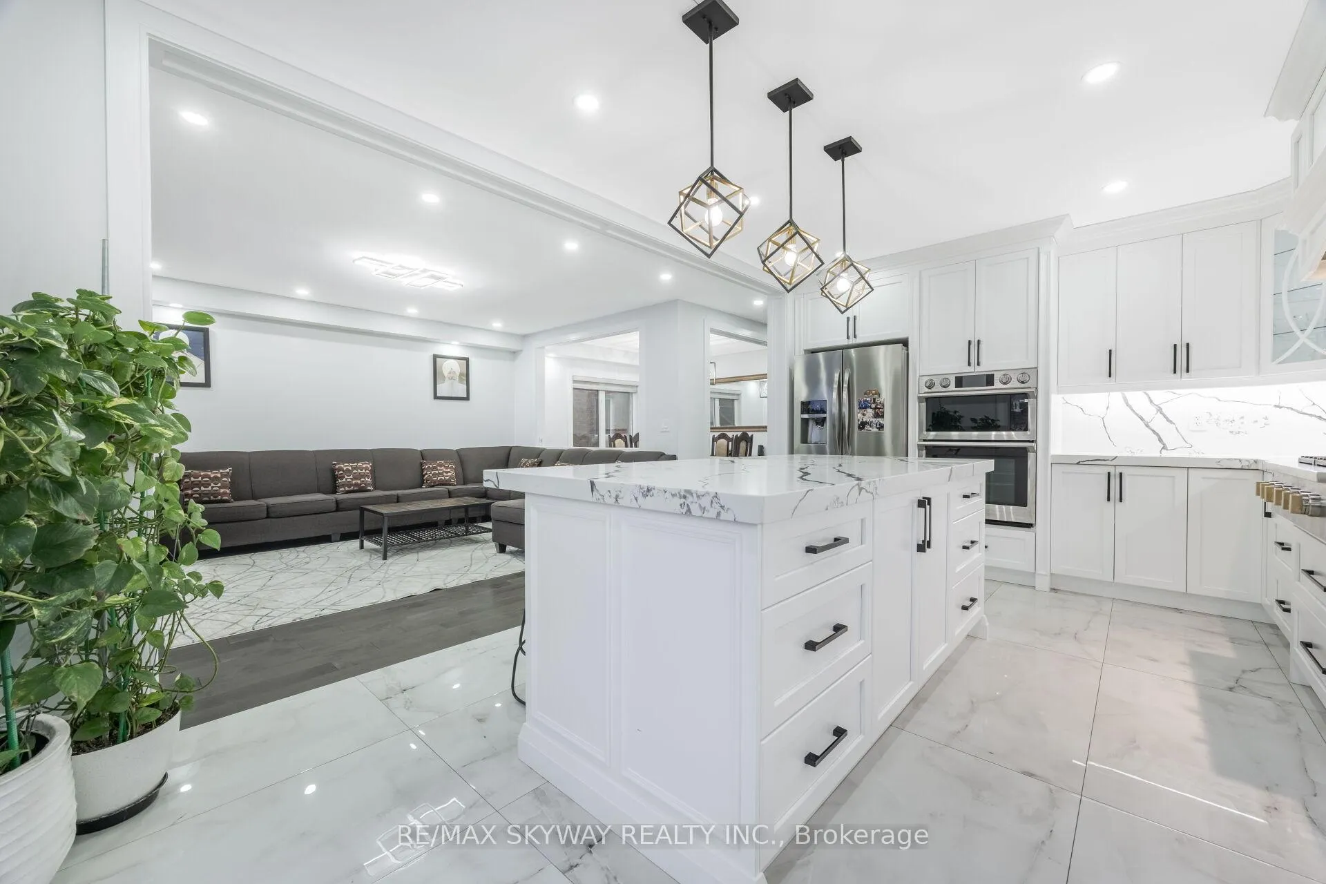 Photo 15 of 32 Lady Belle Crescent, Brampton, Sandringham-Wellington — HOMEH