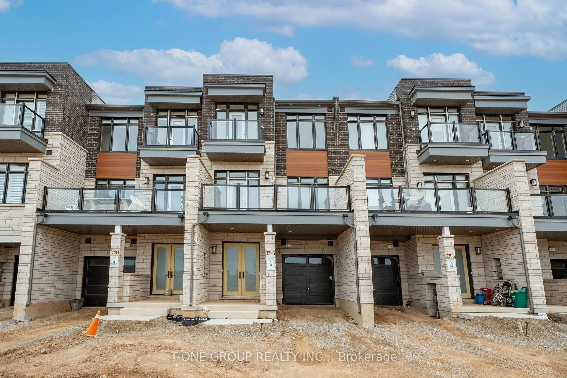 Front of 3296-Lot 54 Umar Avenue