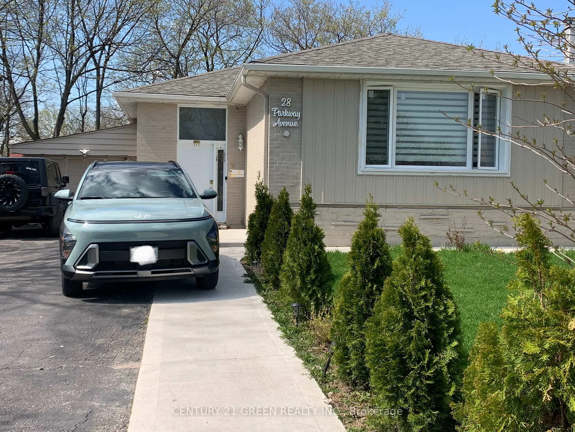 Photo 1 of Unit UPPER, 28 Parkway Avenue, Brampton, Northwood Park — HOMEH