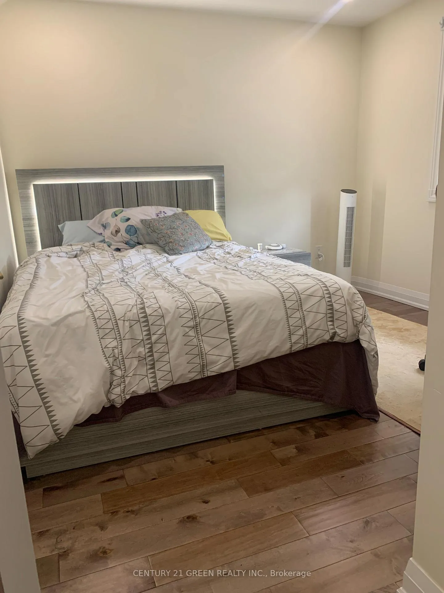 Photo 20 of Unit UPPER, 28 Parkway Avenue, Brampton, Northwood Park — HOMEH