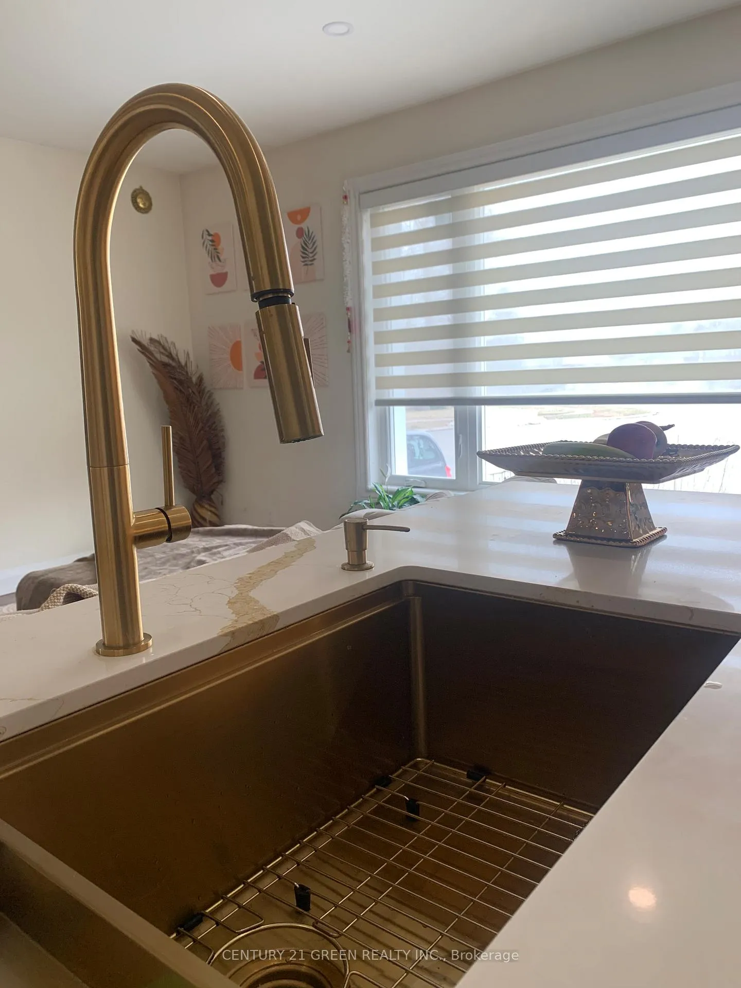 Photo 28 of Unit UPPER, 28 Parkway Avenue, Brampton, Northwood Park — HOMEH