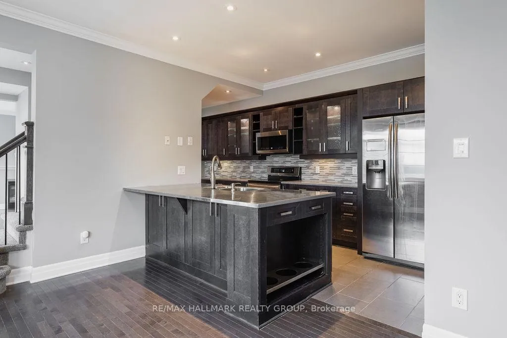 Photo 10 of 800 Kennacraig Private, Ottawa, Barrhaven - Stonebridge — HOMEH