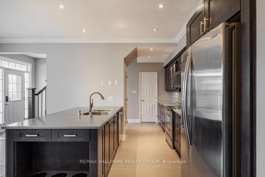 Photo 13 of 800 Kennacraig Private, Ottawa, Barrhaven - Stonebridge — HOMEH