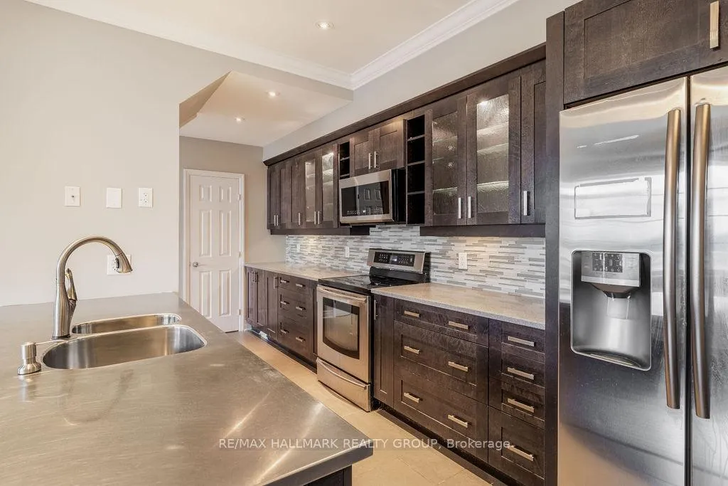 Photo 17 of 800 Kennacraig Private, Ottawa, Barrhaven - Stonebridge — HOMEH