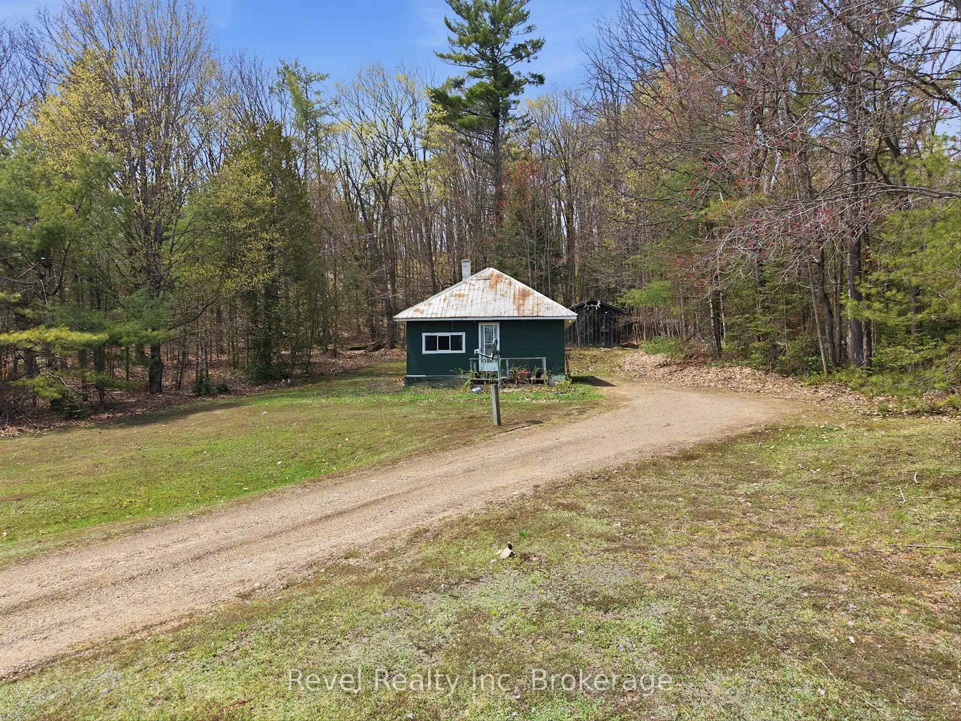Photo 1 of 1163 Vankoughnet Road, Bracebridge, Oakley — HOMEH
