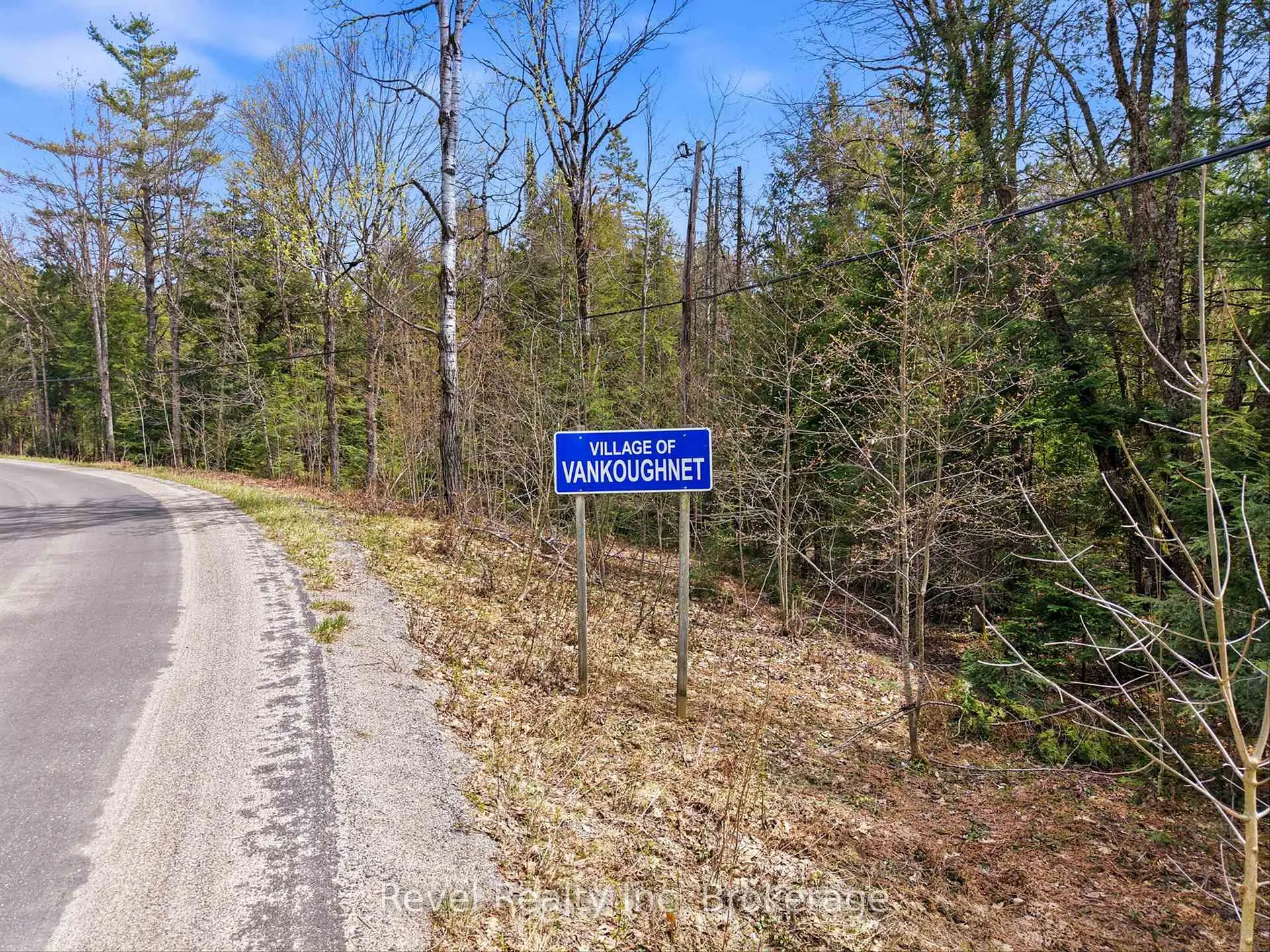 Photo 16 of 1163 Vankoughnet Road, Bracebridge, Oakley — HOMEH