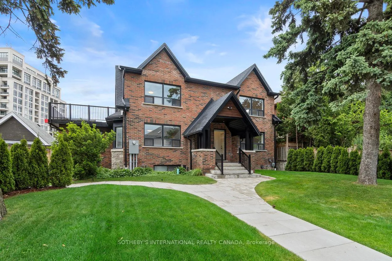 Photo 2 of Unit D (4), 44 Larkin Avenue, Toronto, High Park-Swansea — HOMEH