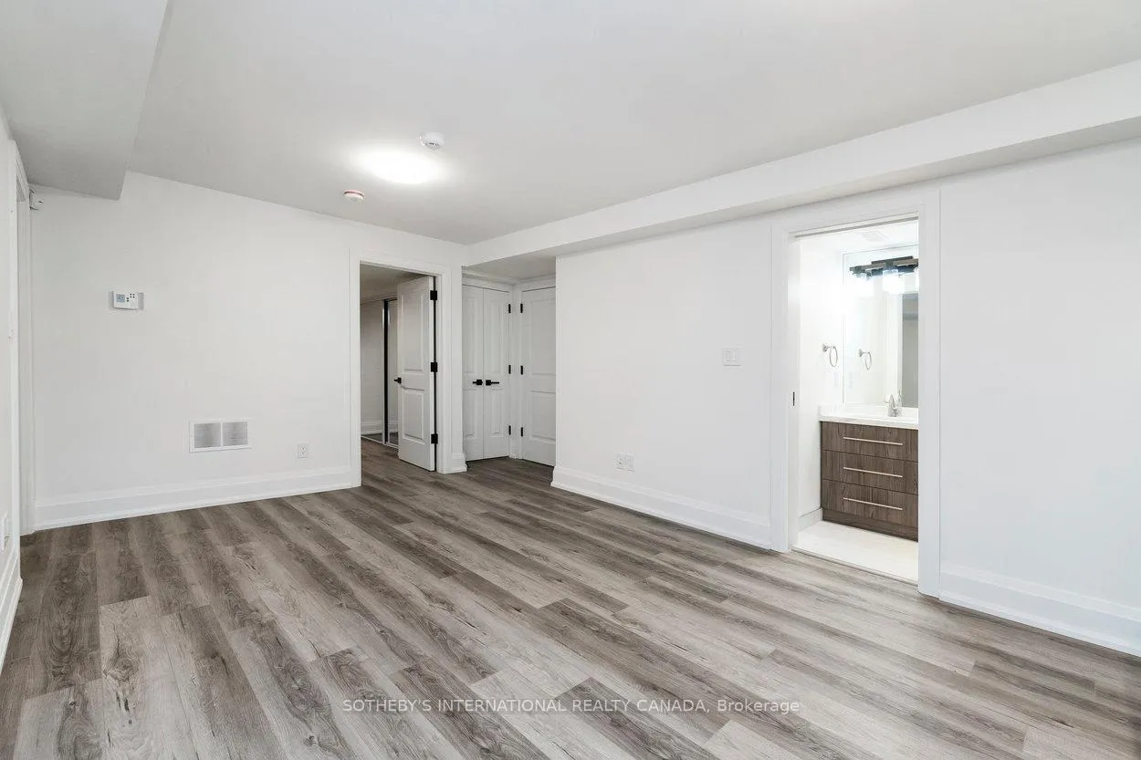 Photo 7 of Unit D (4), 44 Larkin Avenue, Toronto, High Park-Swansea — HOMEH