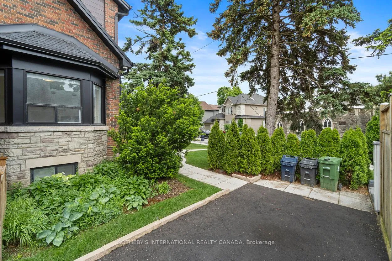 Photo 17 of Unit D (4), 44 Larkin Avenue, Toronto, High Park-Swansea — HOMEH