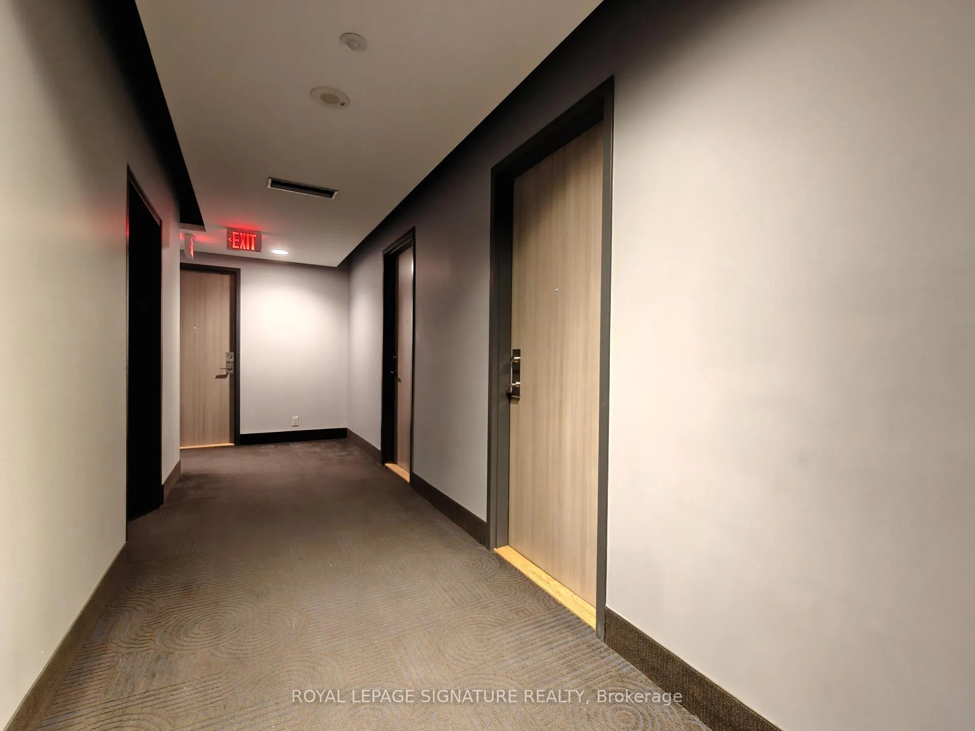 Photo 3 of Unit 3305, 390 Cherry Street, Toronto, Waterfront Communities — HOMEH