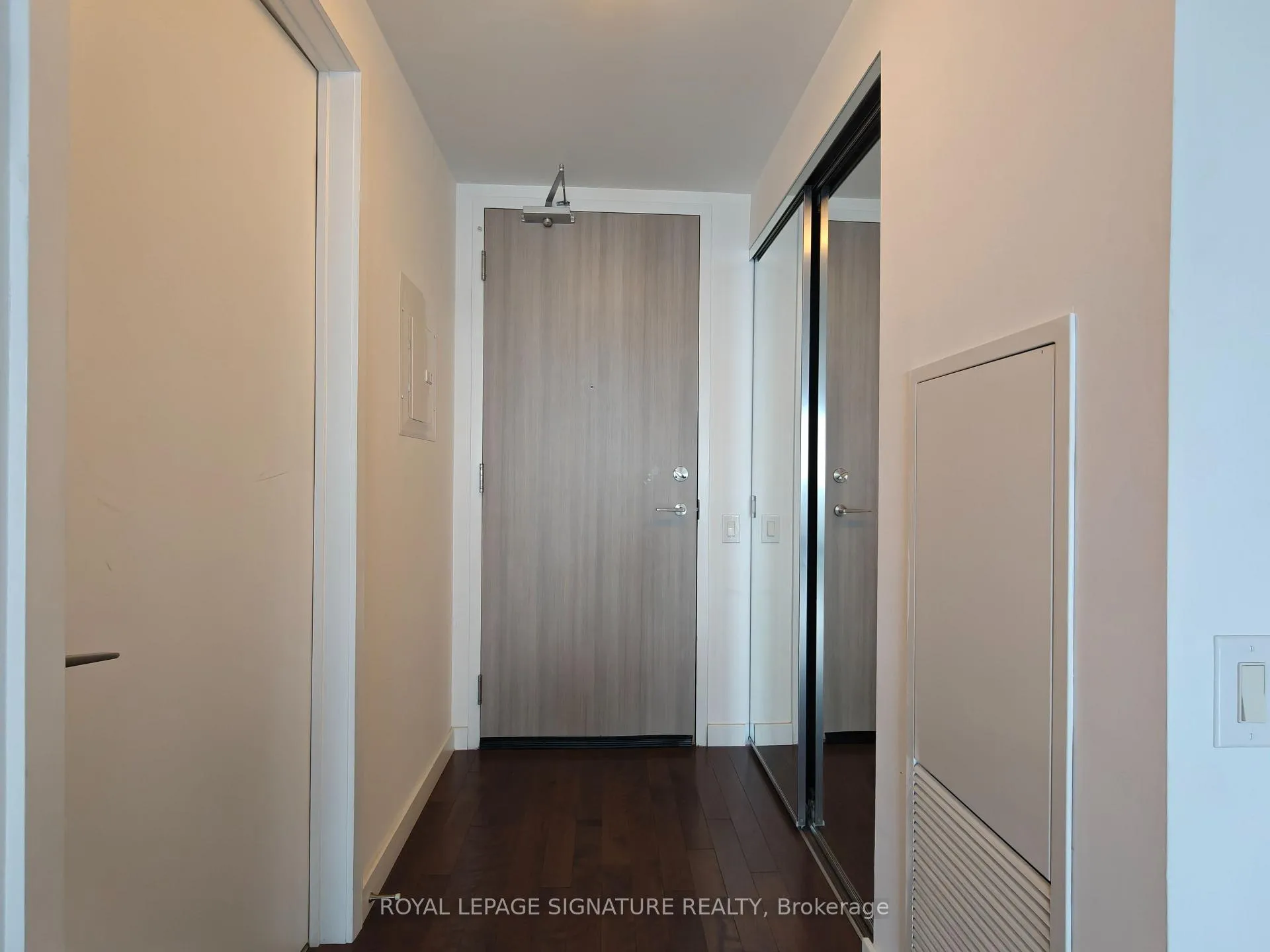 Photo 7 of Unit 3305, 390 Cherry Street, Toronto, Waterfront Communities — HOMEH
