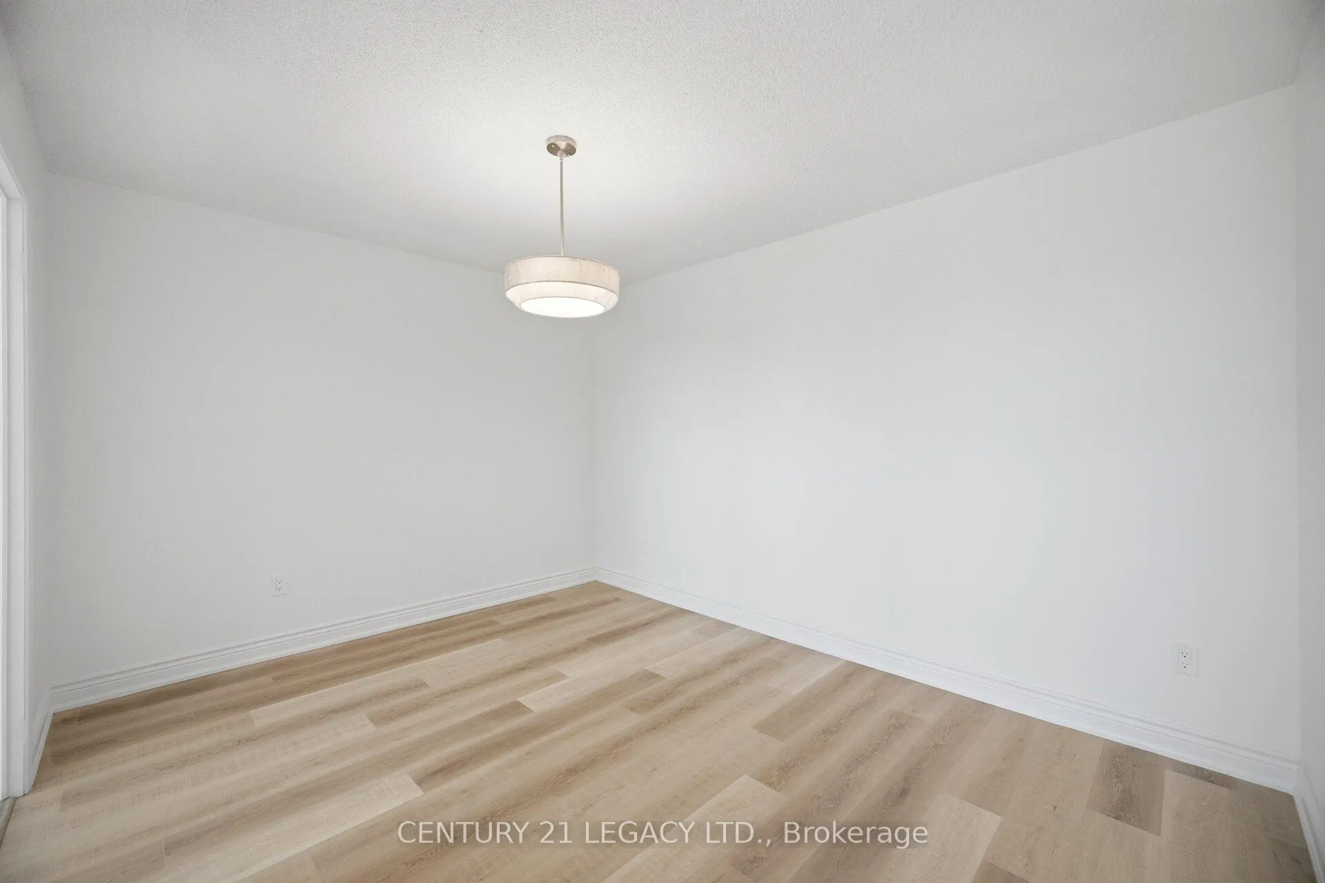 Photo 14 of Unit 404, 24 Hanover Road, Brampton, Queen Street Corridor — HOMEH