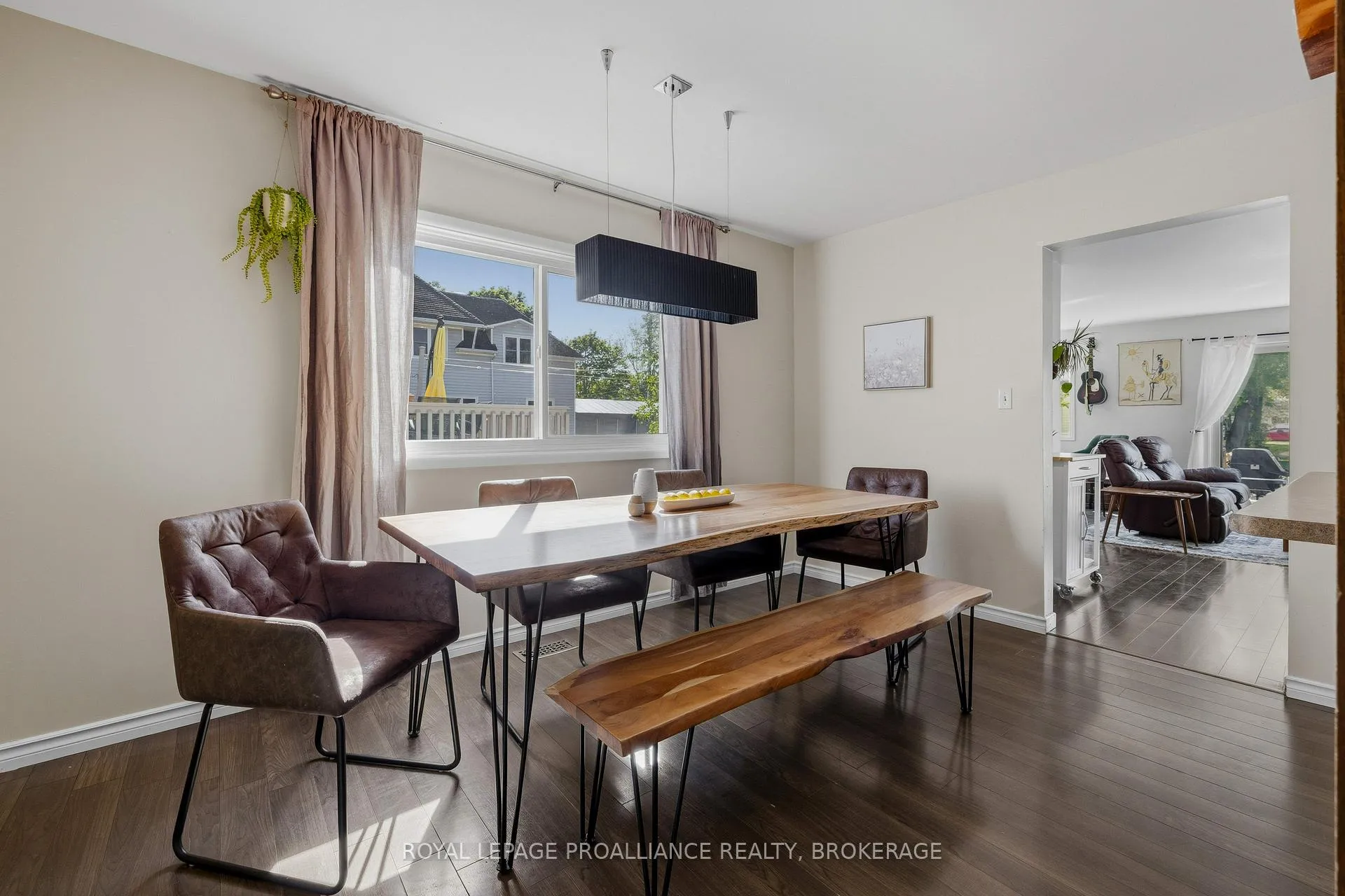 Photo 16 of 158 Arthur Street, Gananoque — HOMEH
