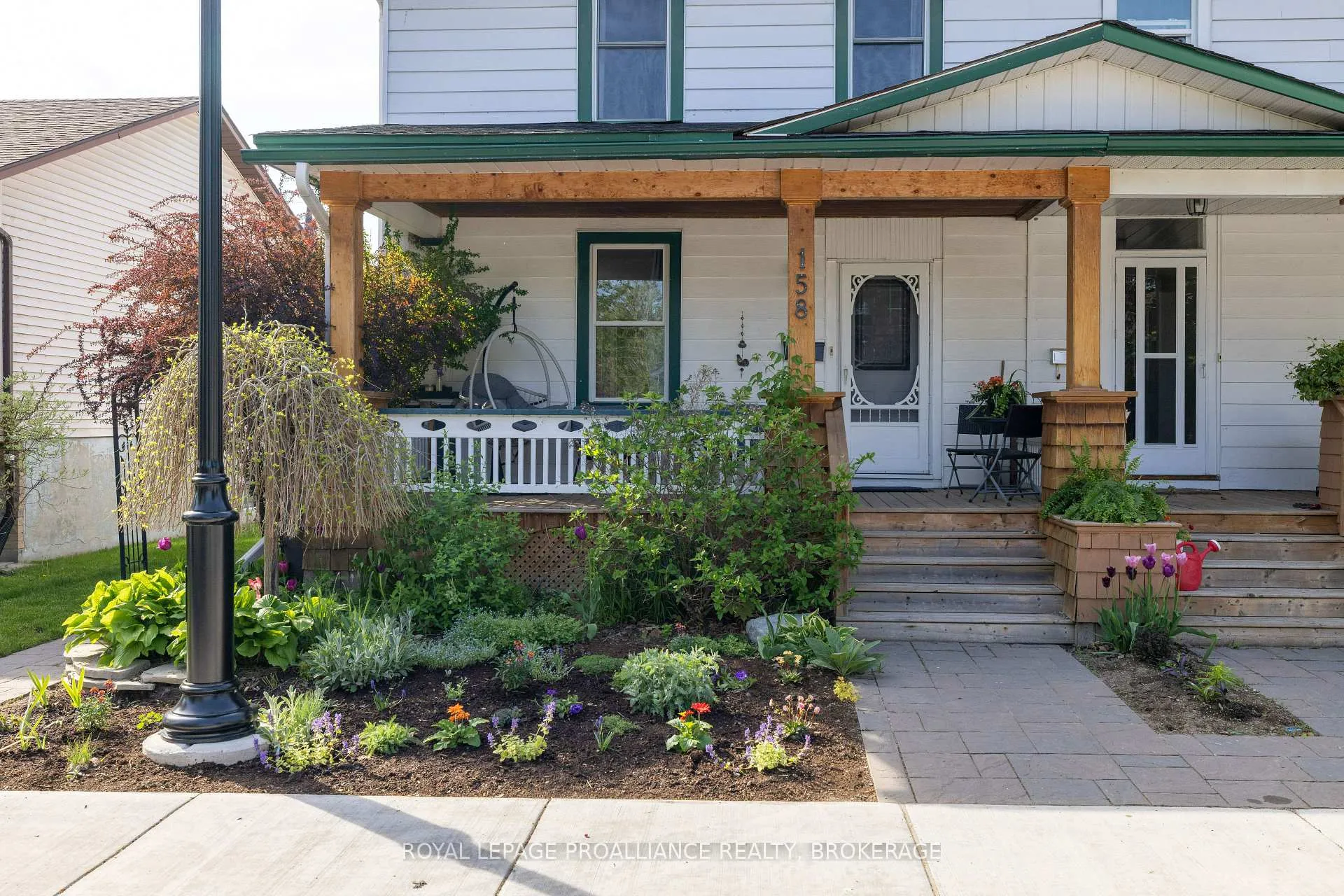 Photo 37 of 158 Arthur Street, Gananoque — HOMEH