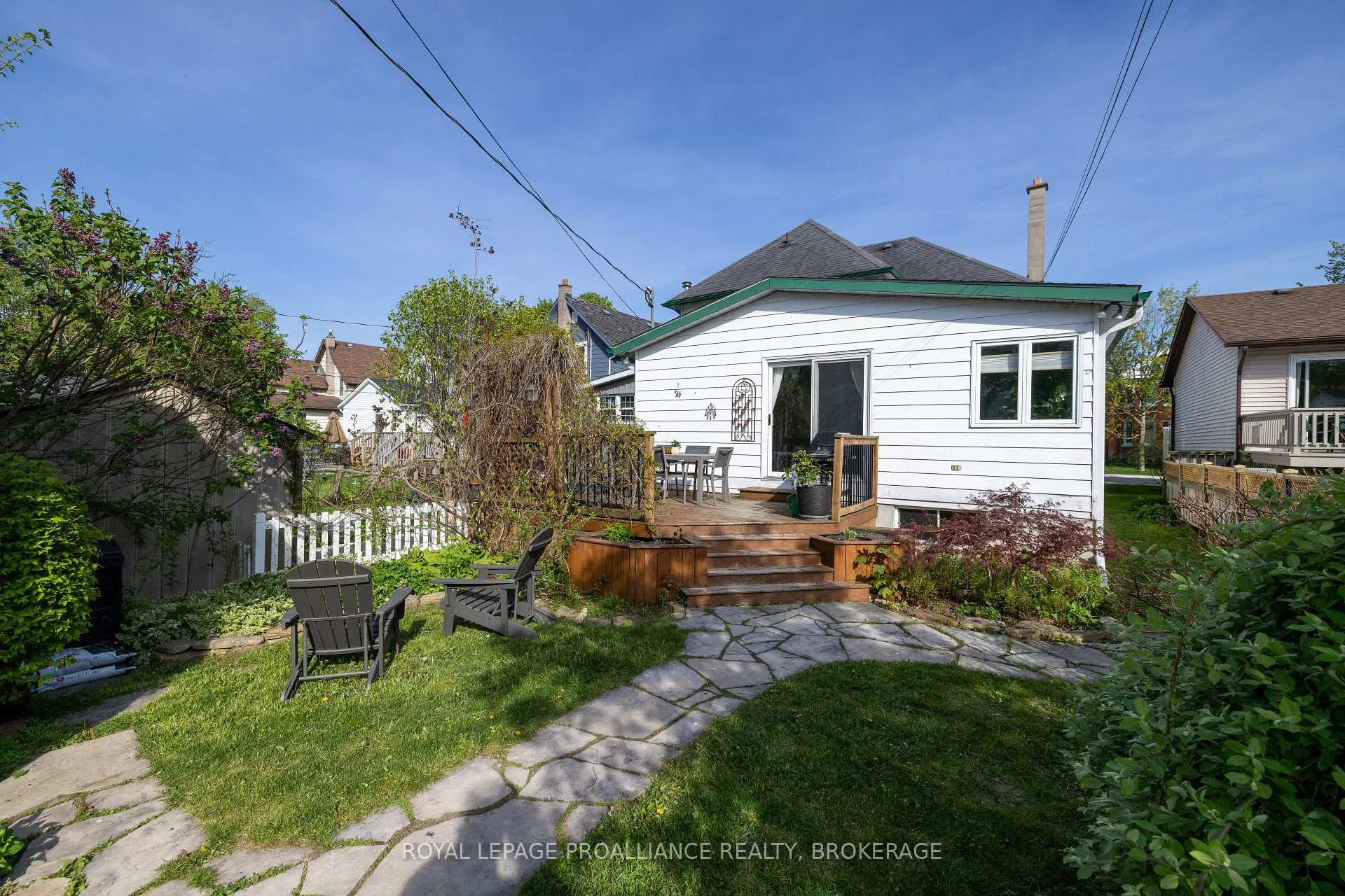 Photo 41 of 158 Arthur Street, Gananoque — HOMEH