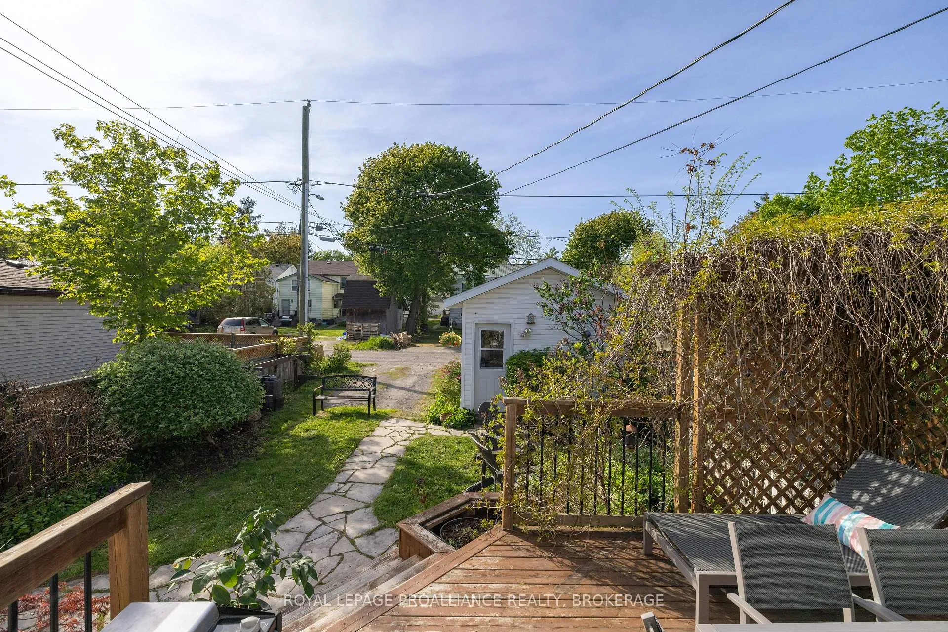 Photo 44 of 158 Arthur Street, Gananoque — HOMEH
