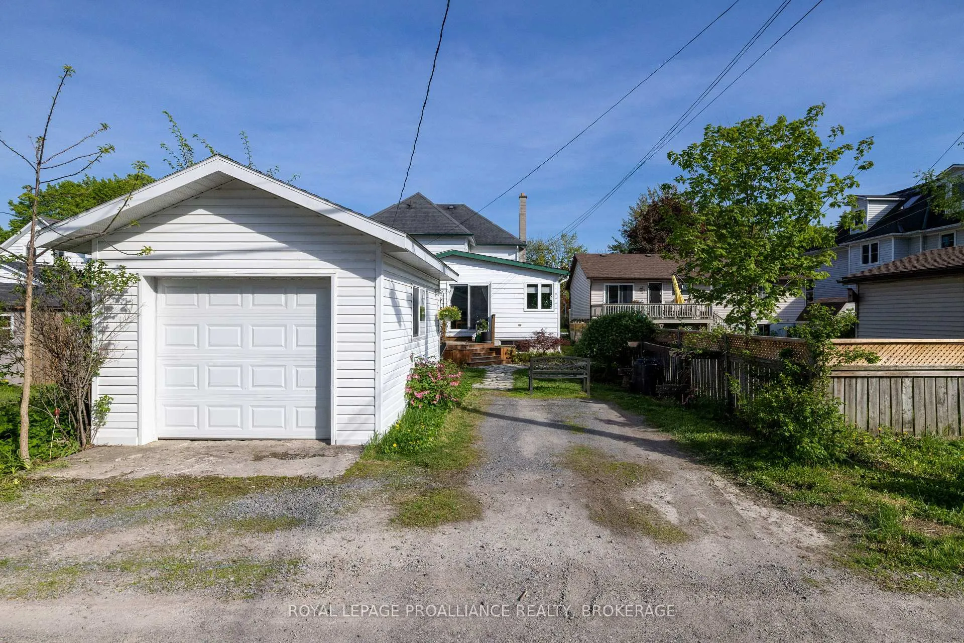 Photo 46 of 158 Arthur Street, Gananoque — HOMEH