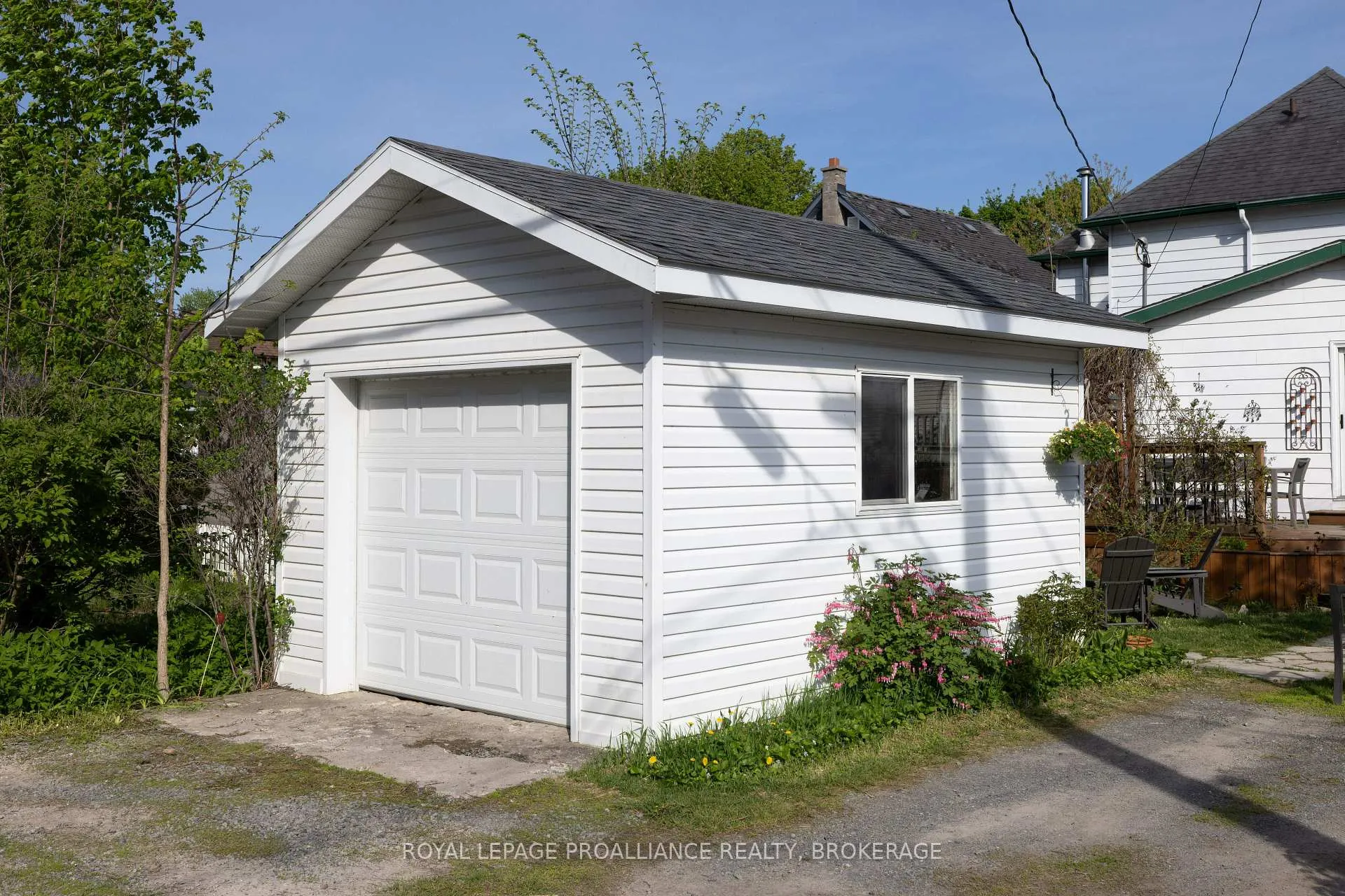 Photo 47 of 158 Arthur Street, Gananoque — HOMEH