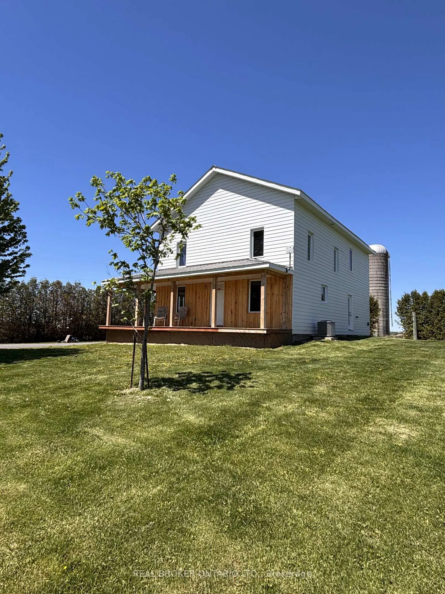 Front of 10969 Gilmour Road