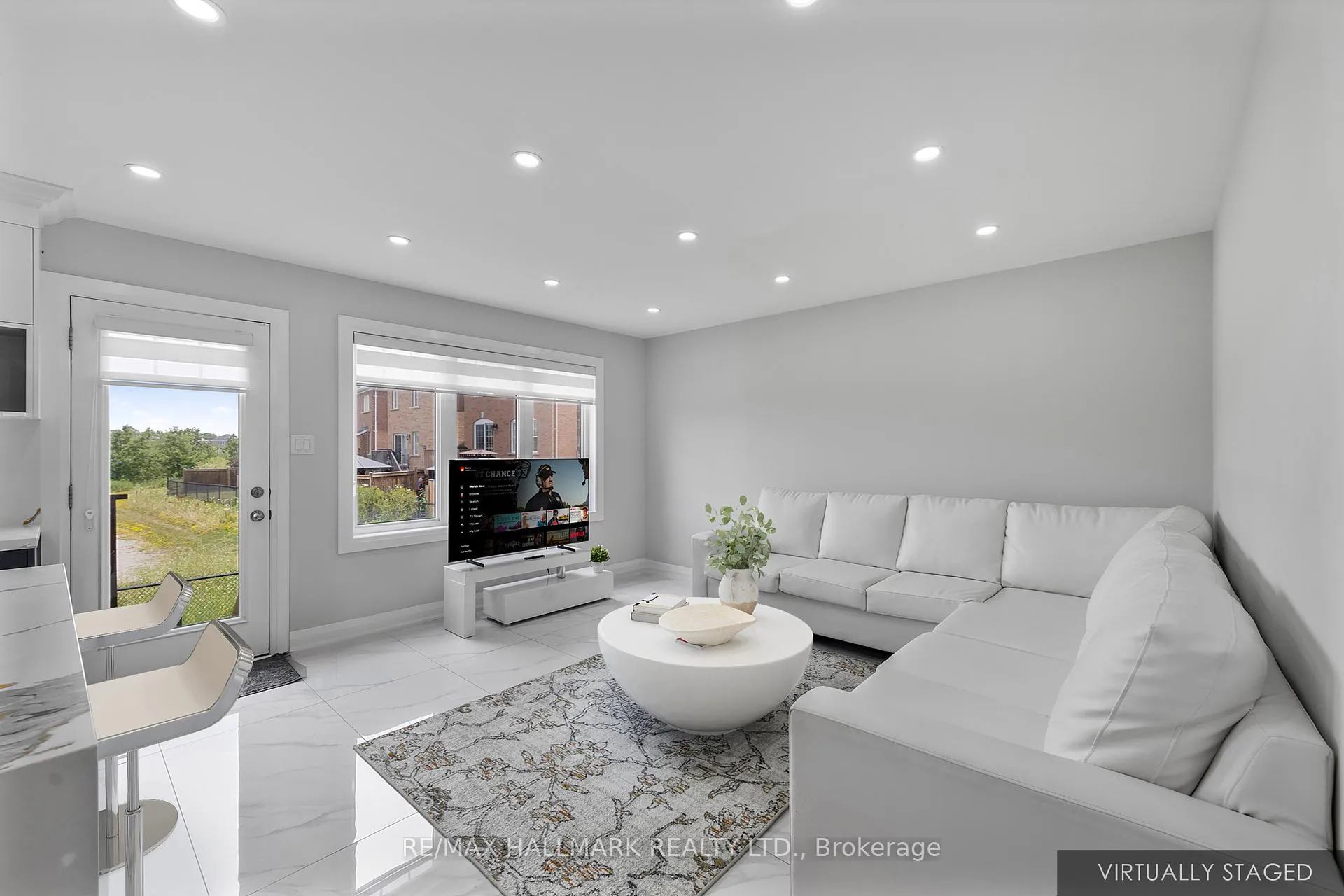Photo 4 of 193 Robert Parkinson Drive, Brampton, Northwest Brampton — HOMEH