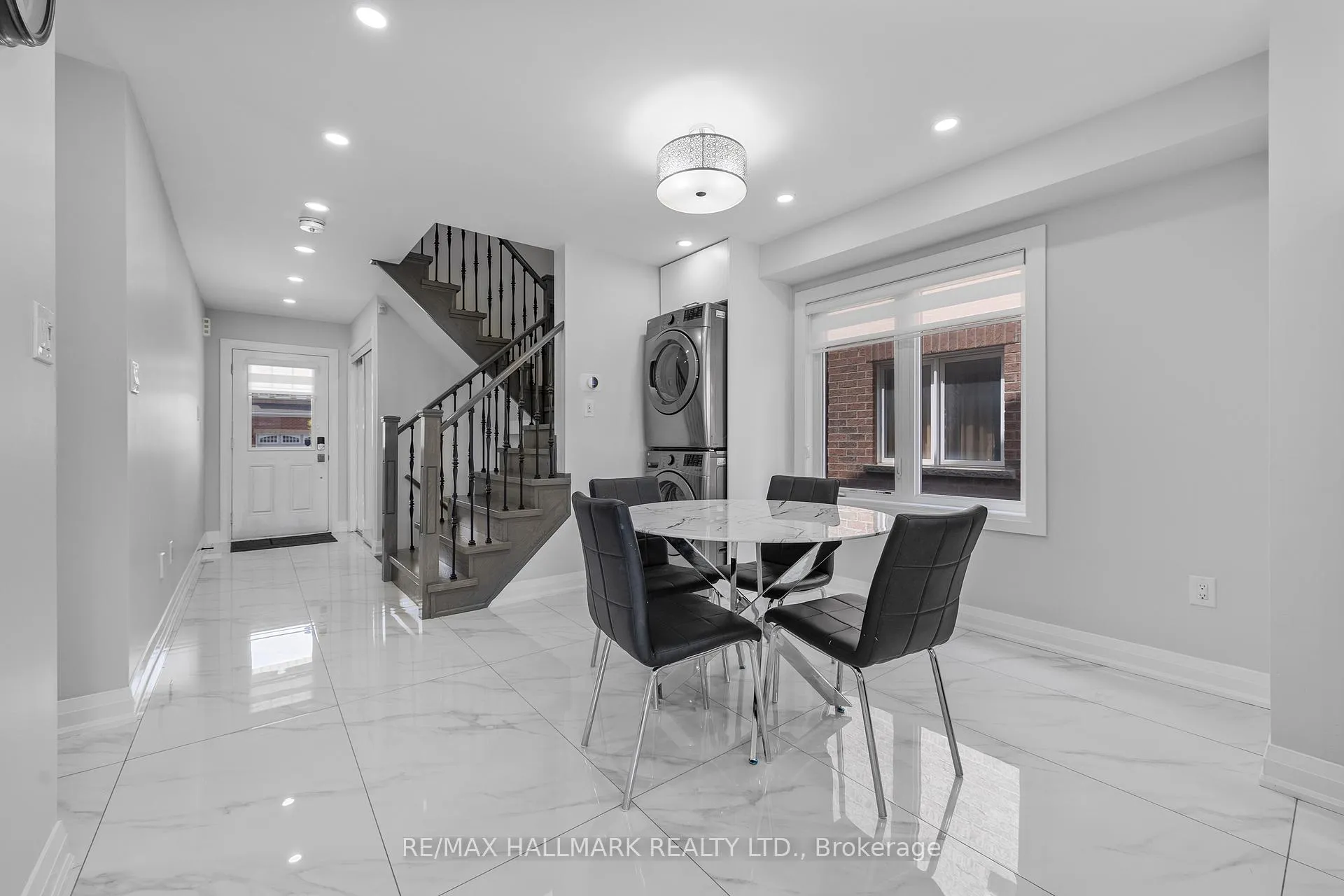 Photo 6 of 193 Robert Parkinson Drive, Brampton, Northwest Brampton — HOMEH