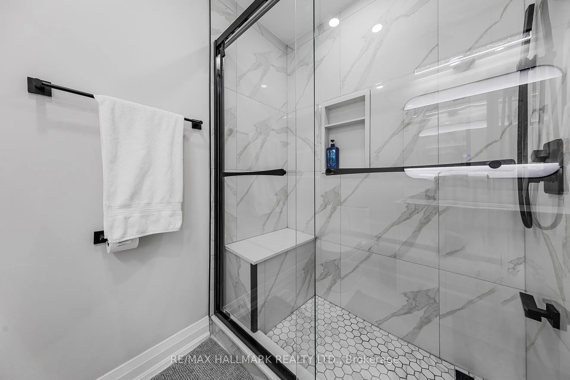 Photo 20 of 193 Robert Parkinson Drive, Brampton, Northwest Brampton — HOMEH