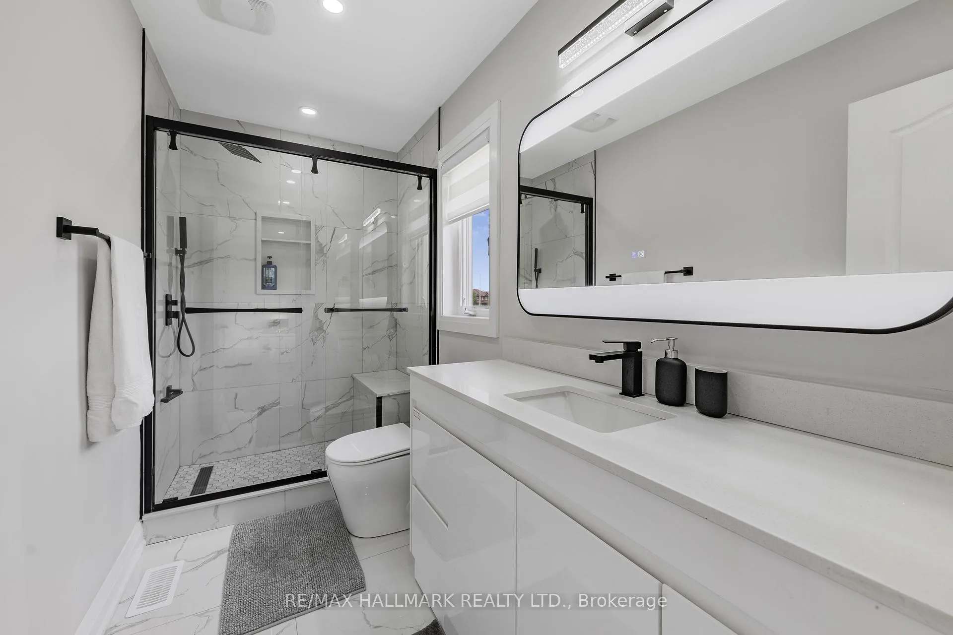 Photo 29 of 193 Robert Parkinson Drive, Brampton, Northwest Brampton — HOMEH