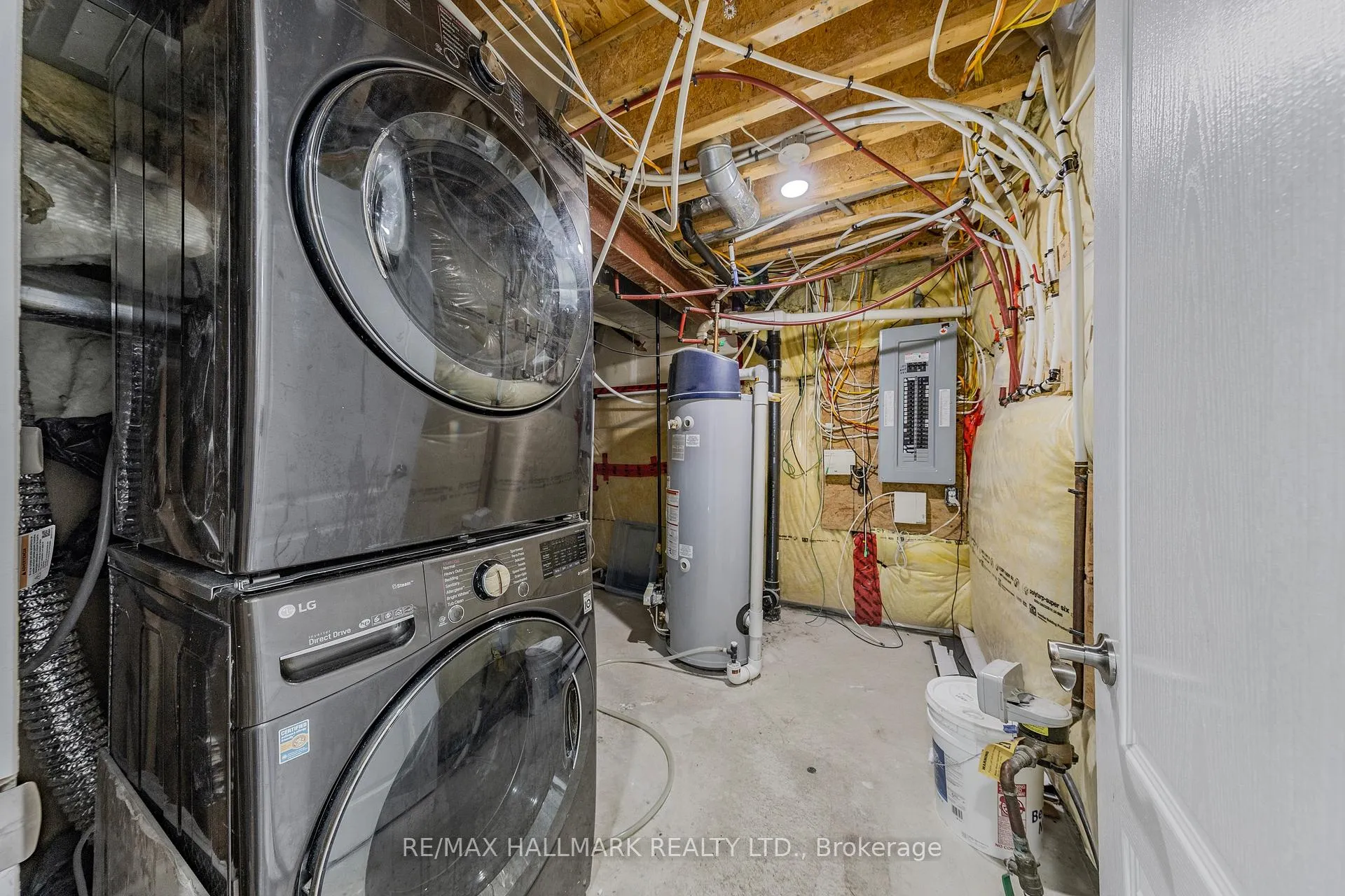 Photo 34 of 193 Robert Parkinson Drive, Brampton, Northwest Brampton — HOMEH
