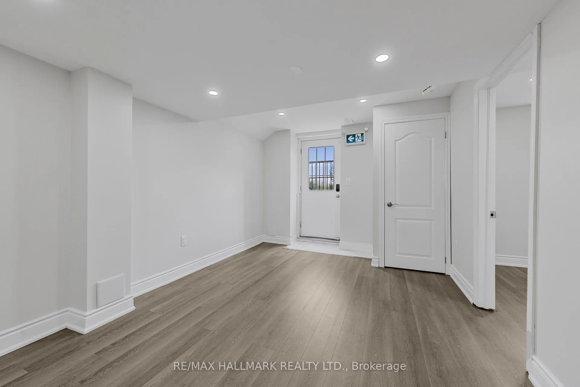 Photo 38 of 193 Robert Parkinson Drive, Brampton, Northwest Brampton — HOMEH