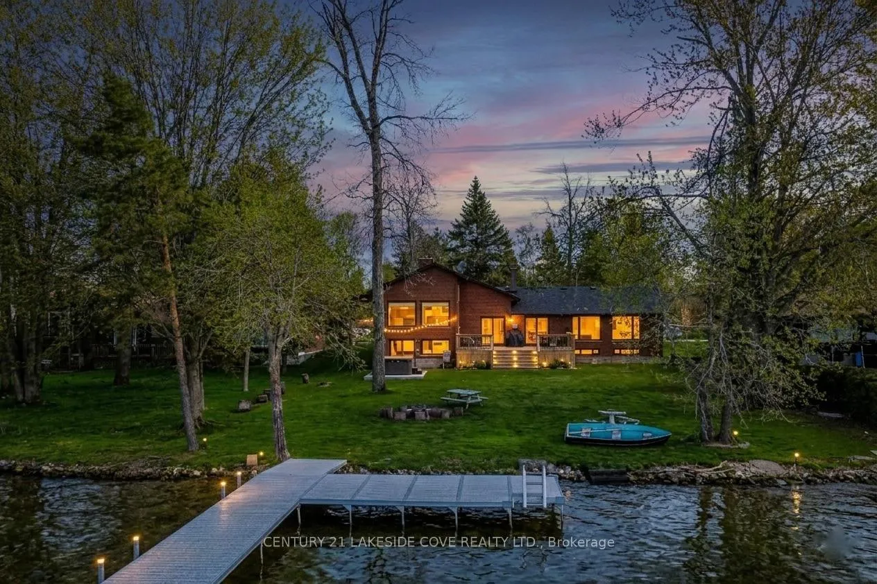 Photo 2 of 16 Thicketwood Place, Ramara, Rural Ramara — HOMEH