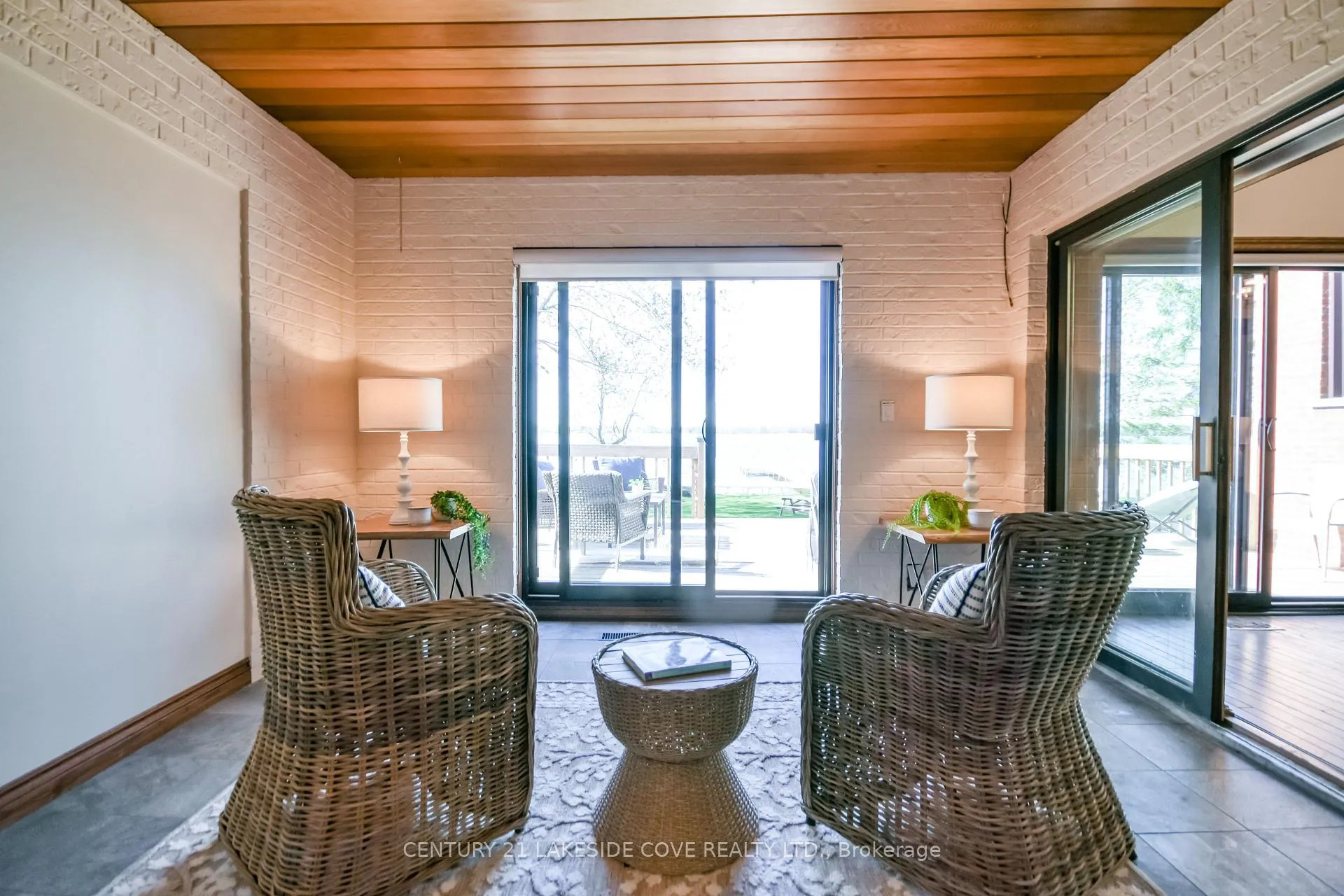 Photo 6 of 16 Thicketwood Place, Ramara, Rural Ramara — HOMEH