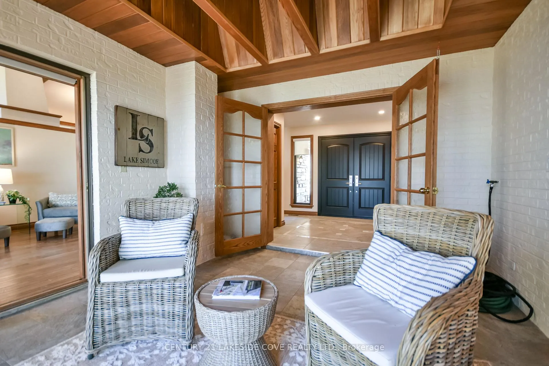 Photo 7 of 16 Thicketwood Place, Ramara, Rural Ramara — HOMEH