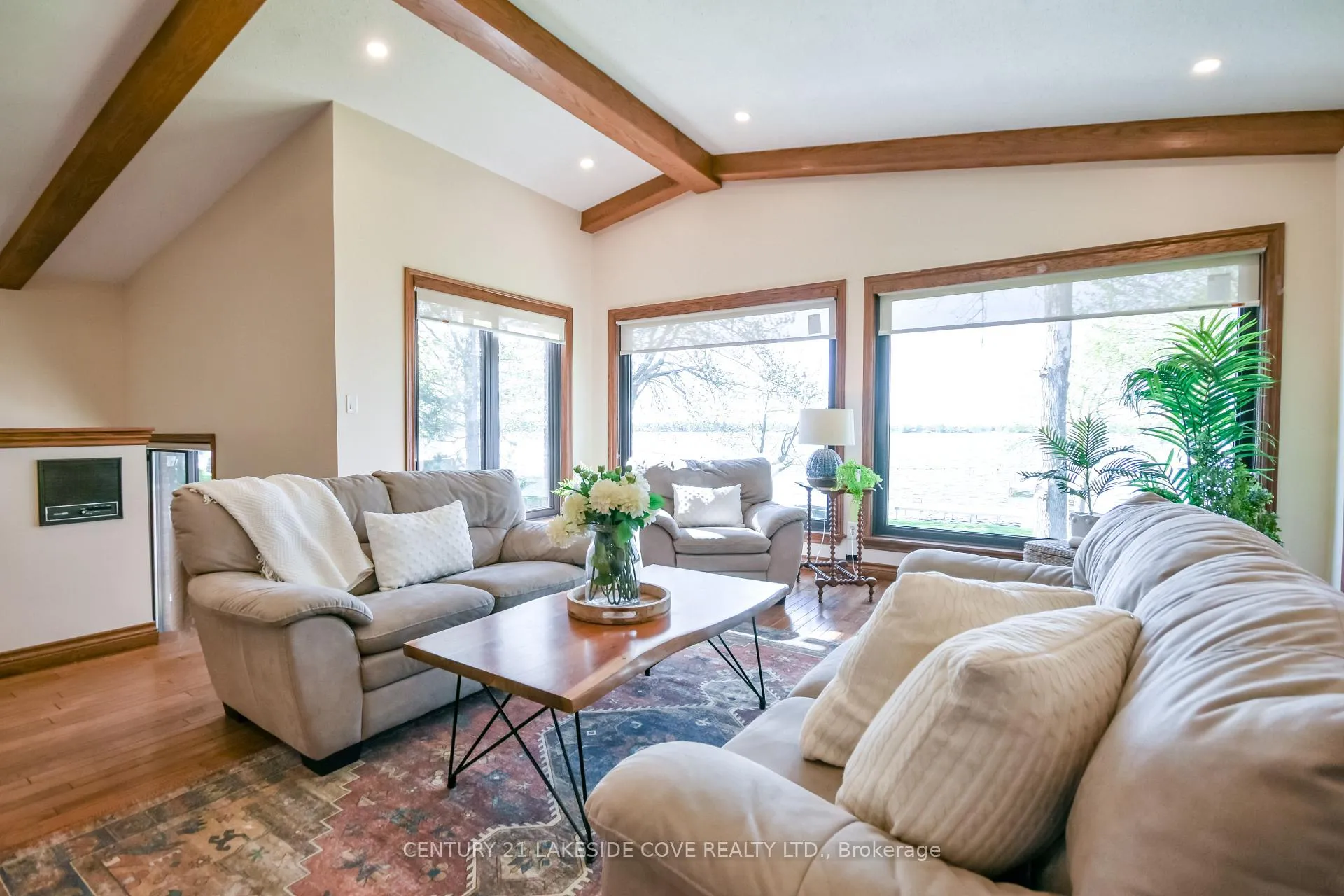 Photo 15 of 16 Thicketwood Place, Ramara, Rural Ramara — HOMEH