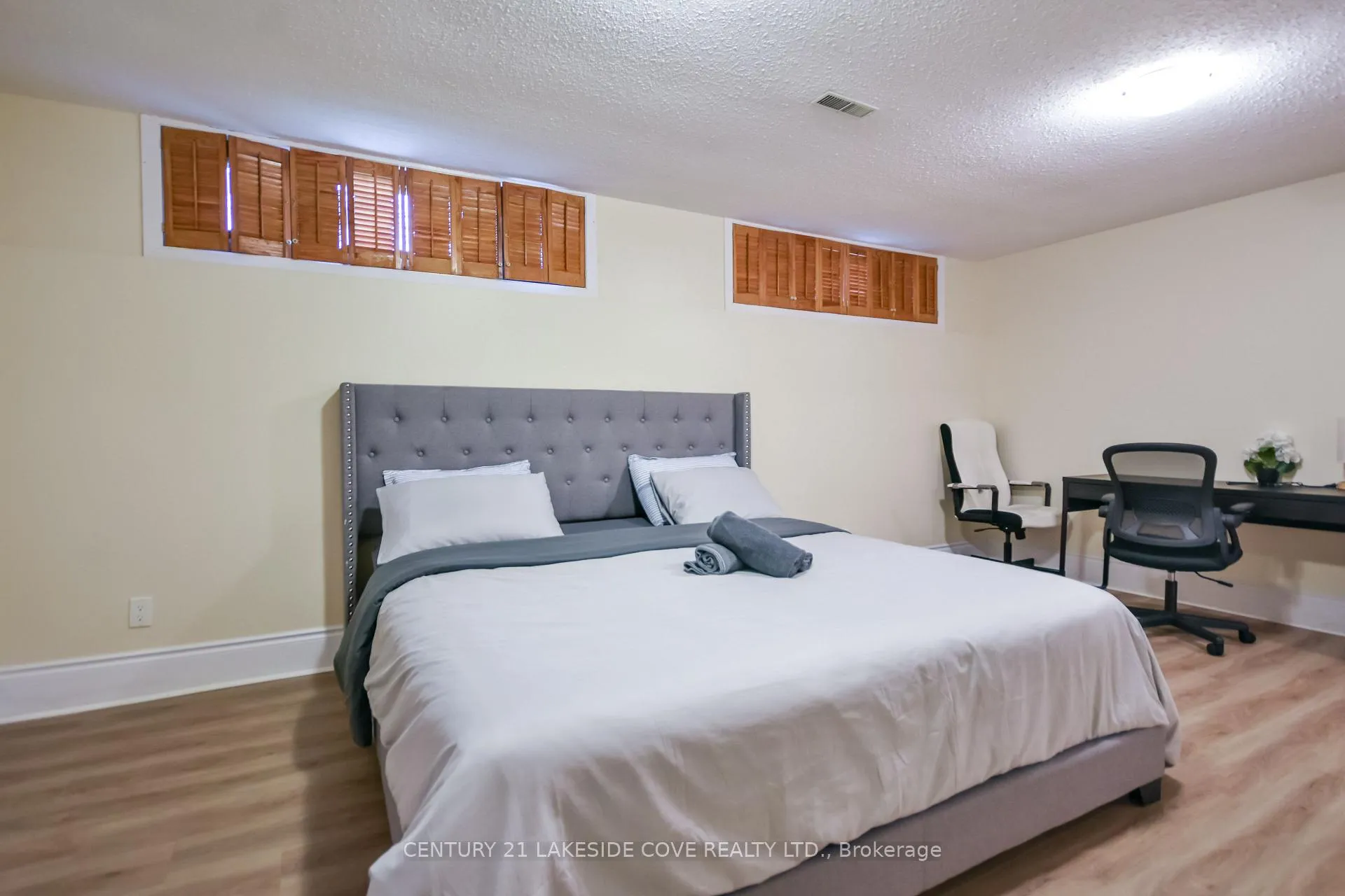 Photo 33 of 16 Thicketwood Place, Ramara, Rural Ramara — HOMEH