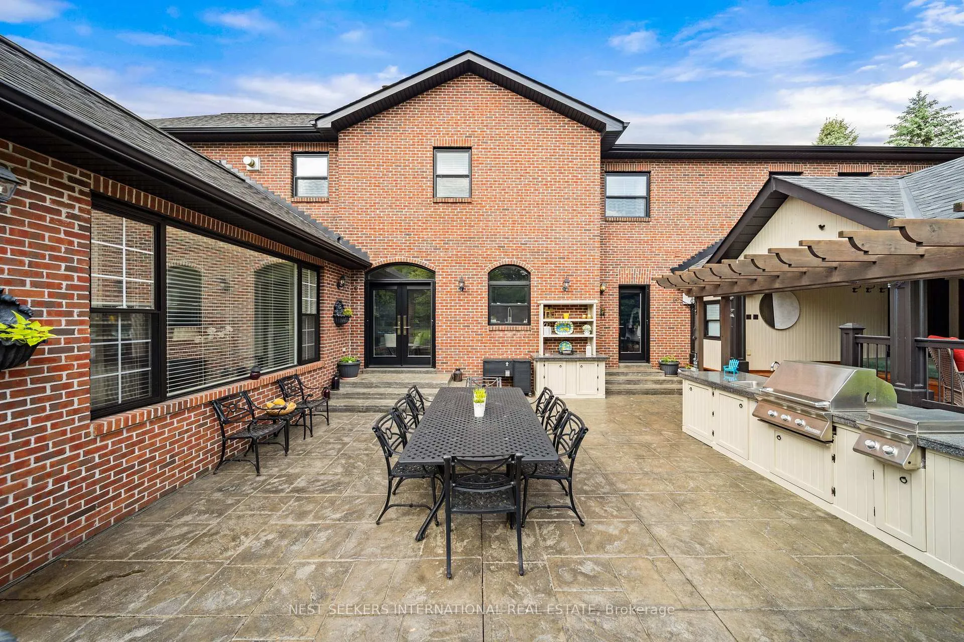 Photo 37 of 59 Orico Court, Vaughan, Kleinburg — HOMEH