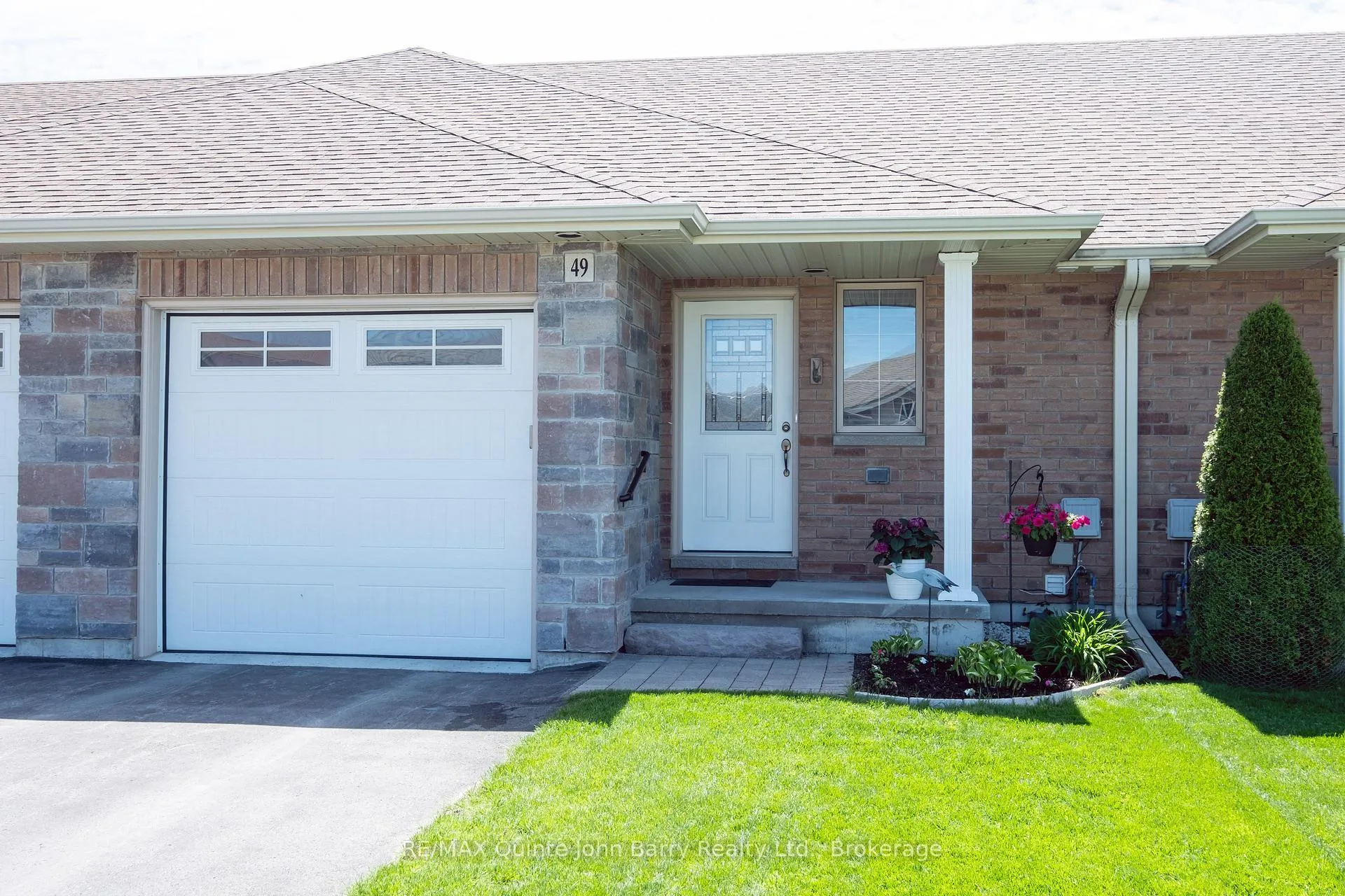 Front of 49 McIntosh Crescent