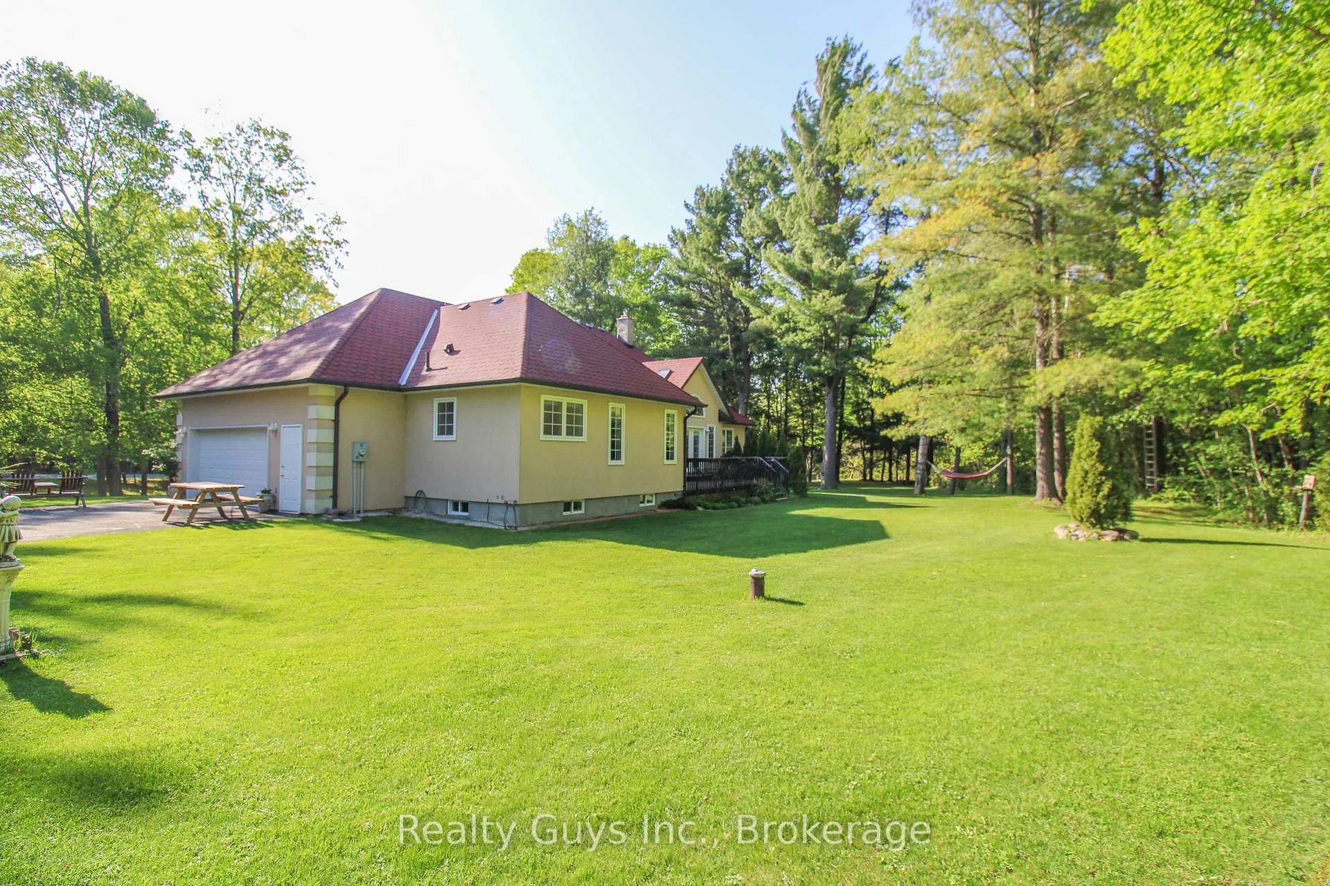 Photo 13 of 1141 Tapley 1/4 Line, Cavan Monaghan, Cavan Twp — HOMEH
