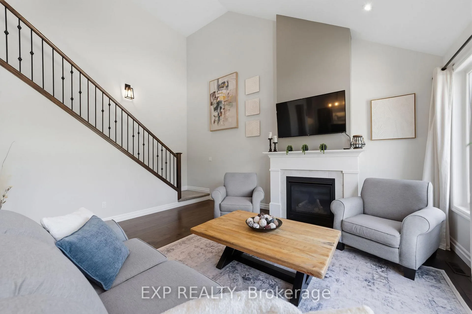 Photo 12 of 26 Carolina Crescent, St. Thomas — HOMEH