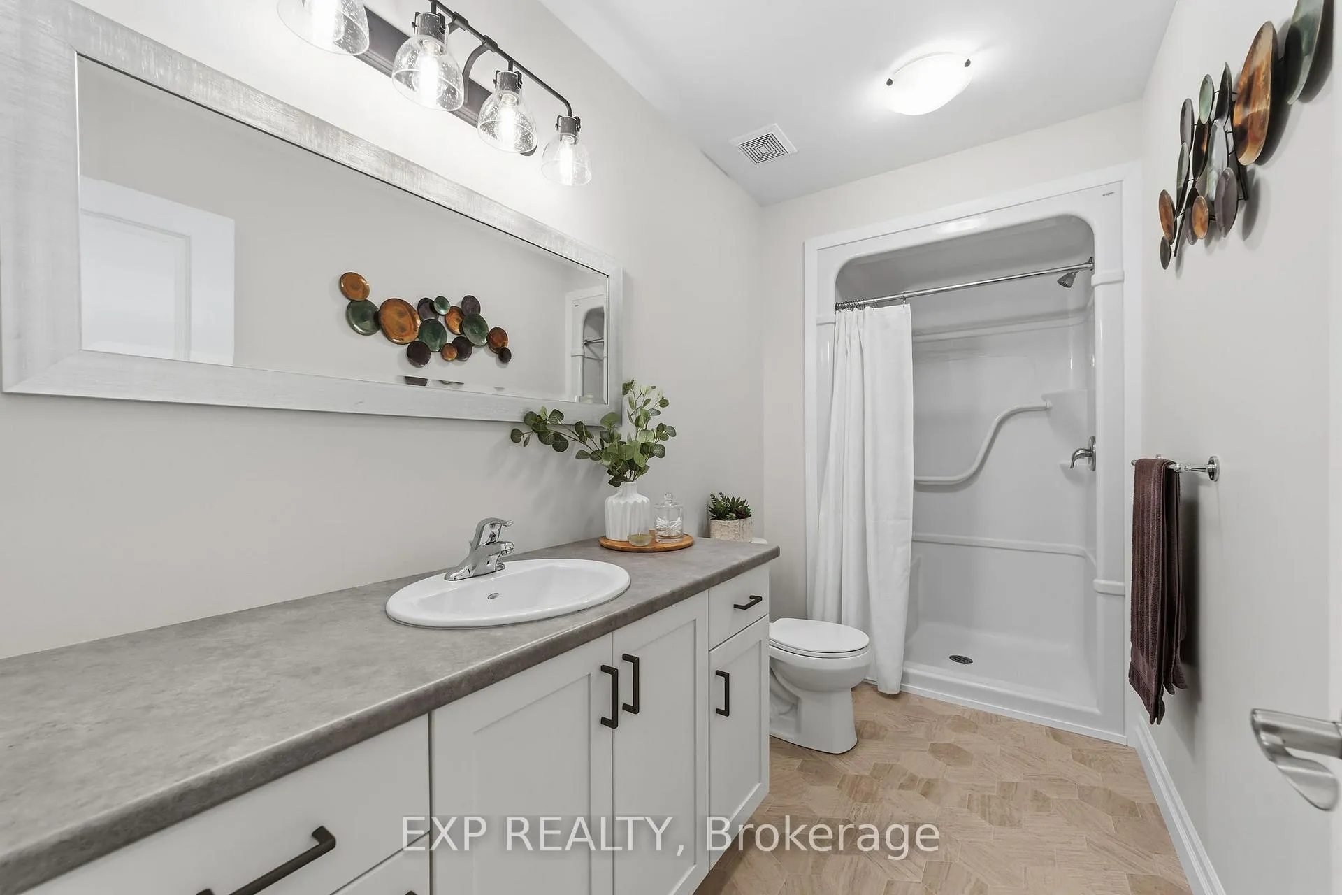 Photo 30 of 26 Carolina Crescent, St. Thomas — HOMEH