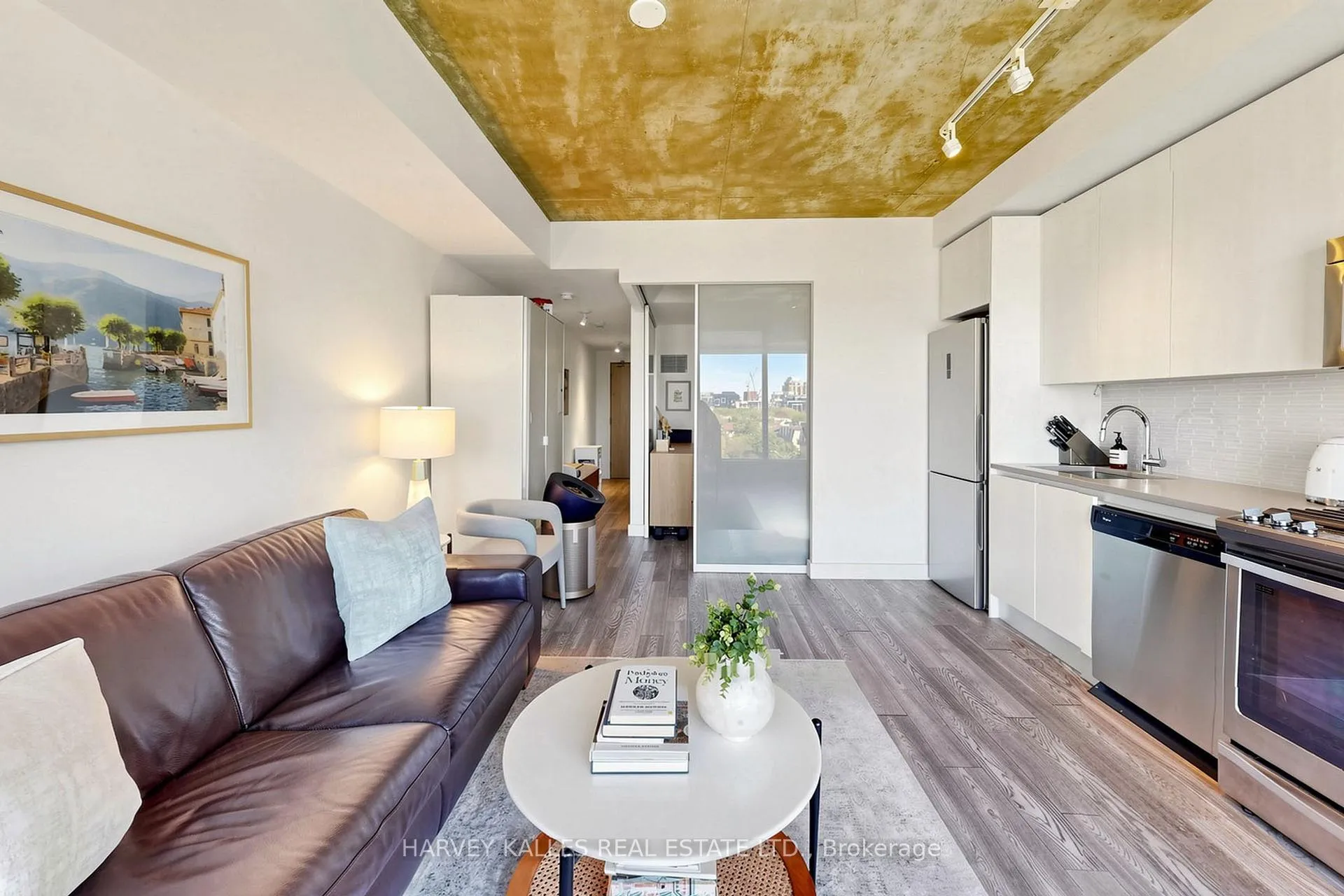 Photo 7 of Unit 511, 111 Bathurst Street, Toronto, Waterfront Communities — HOMEH